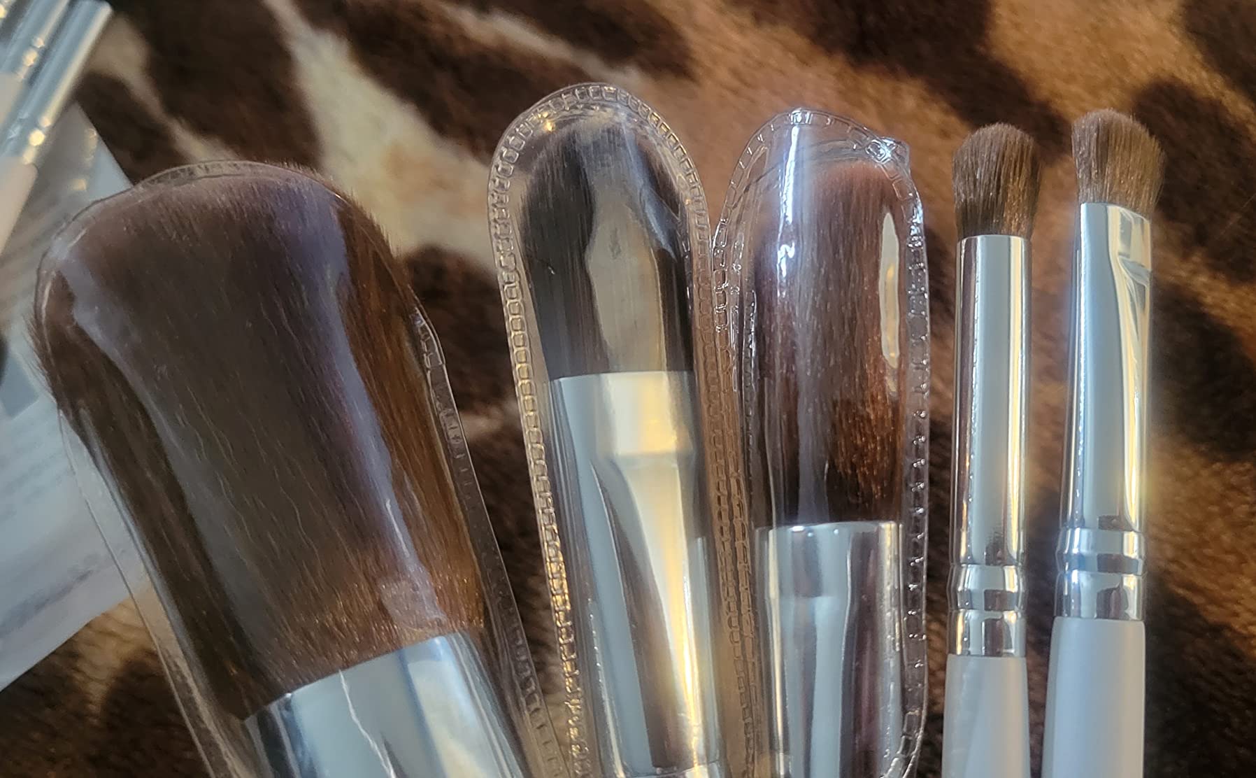 e.l.f. Professional Set of 12 Makeup Brushes, Pro-Worthy Makeup Brushes For A Flawless Full-Face Application, Vegan & Cruelty-Free customer photo 2