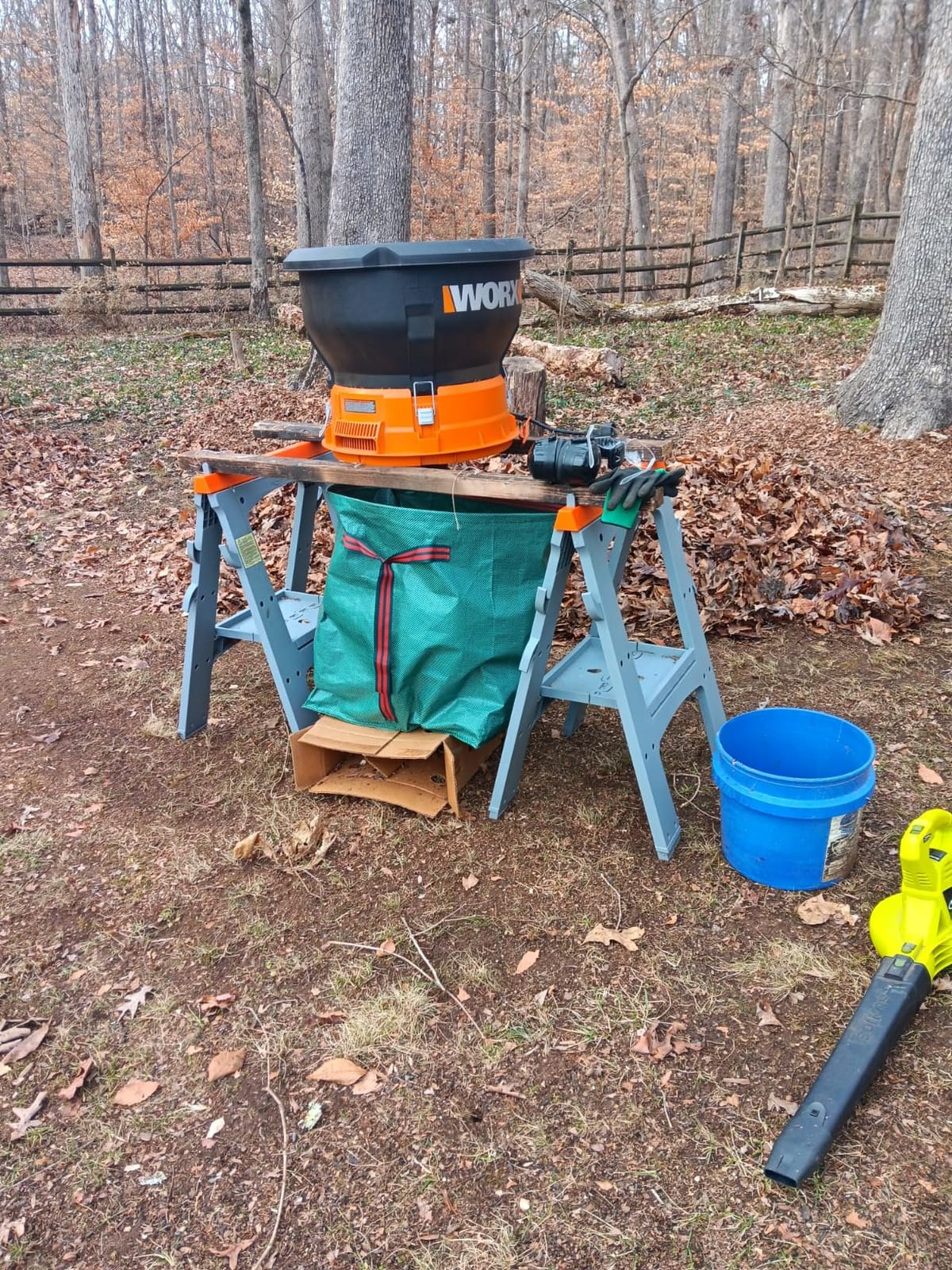 WORX 13 Amp Electric Leaf Mulcher for Yard Leaf & Waste Shredding, WG430 customer photo 2