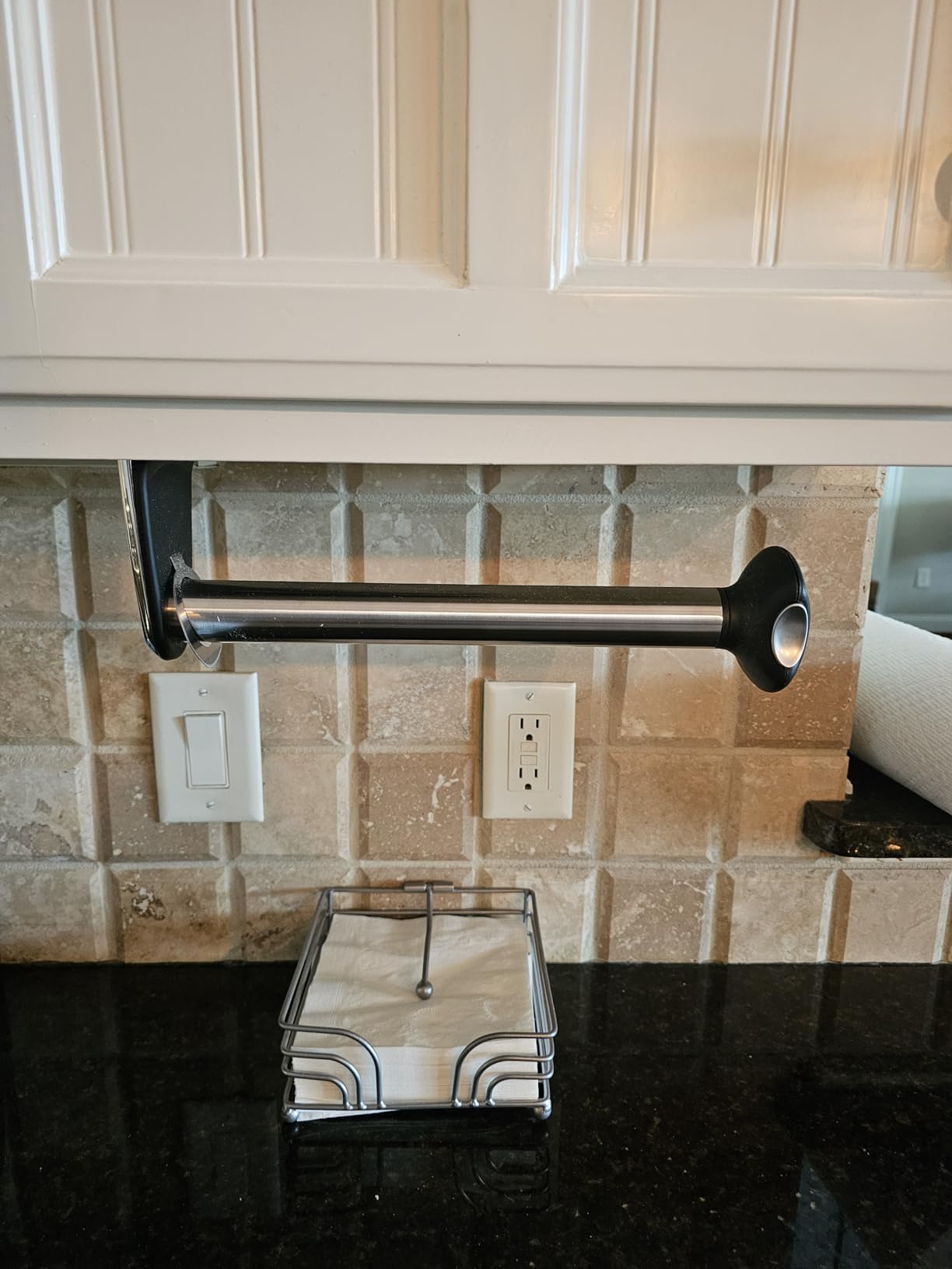 simplehuman Wall Mount Paper Towel Holder, Under-Cabinet or Wall Mounted Rack, Horizontal or Vertical Install, One-Handed Tear with Tension Spring, Quick-Release Knob, Brushed Stainless Steel customer photo 1