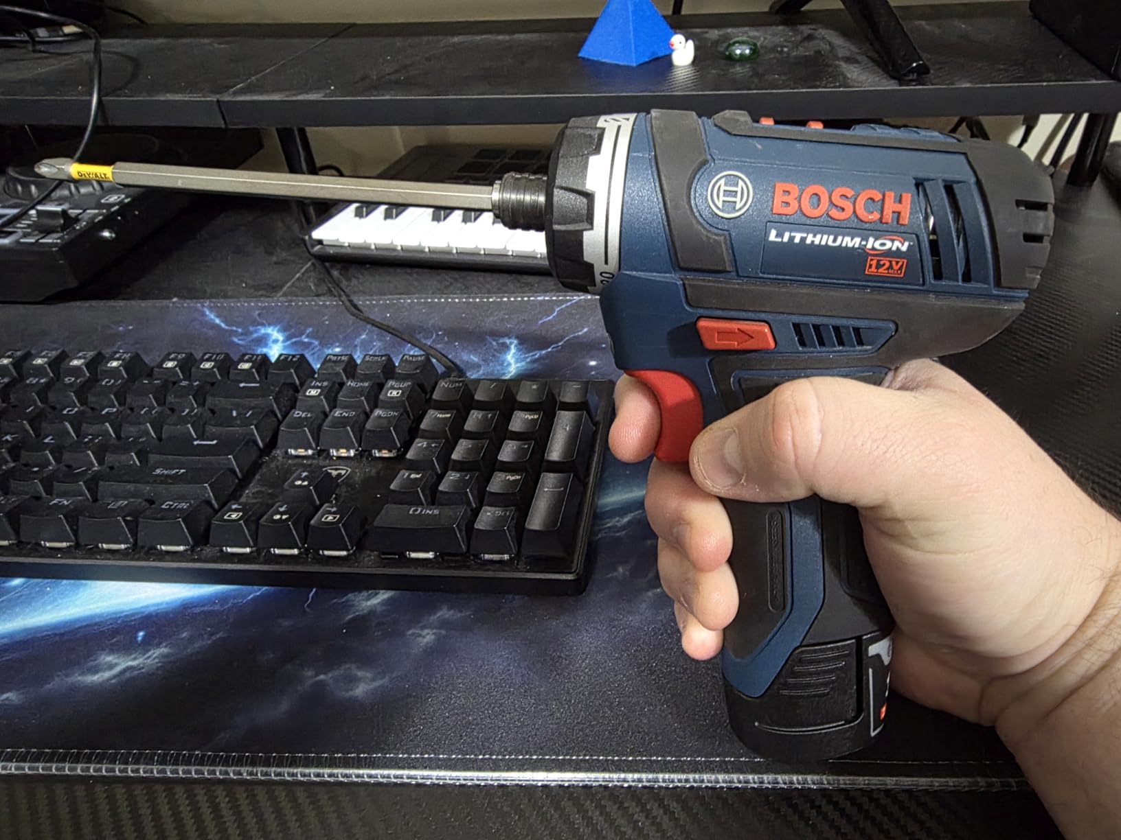 Bosch PS21-2A 12V Max Two-Speed Pocket Driver Kit with Batteries & Charger customer photo 1