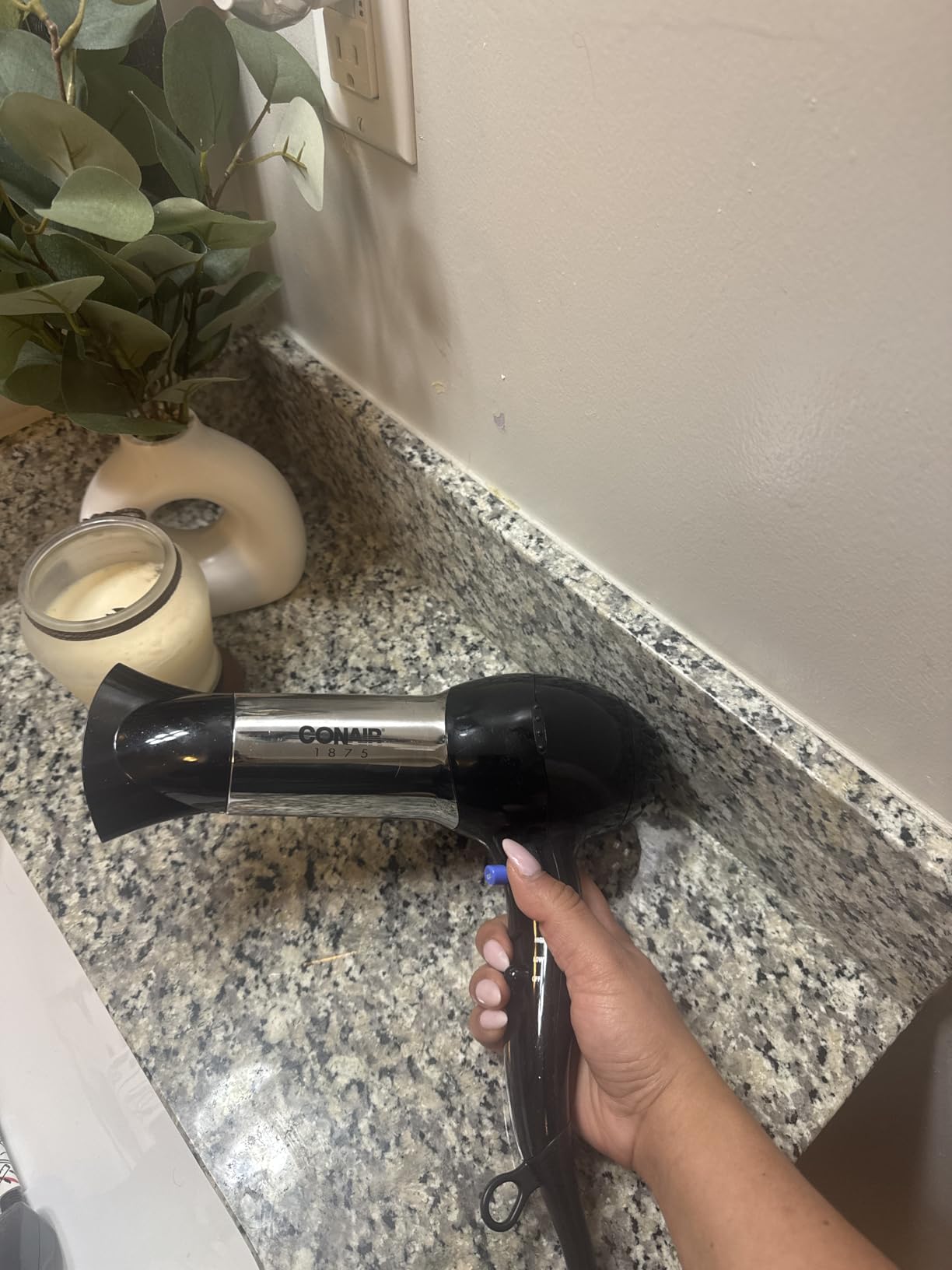 Conair Ionic Hair Dryer with Concentrator Attachment, 1875W, Full Size customer photo 2