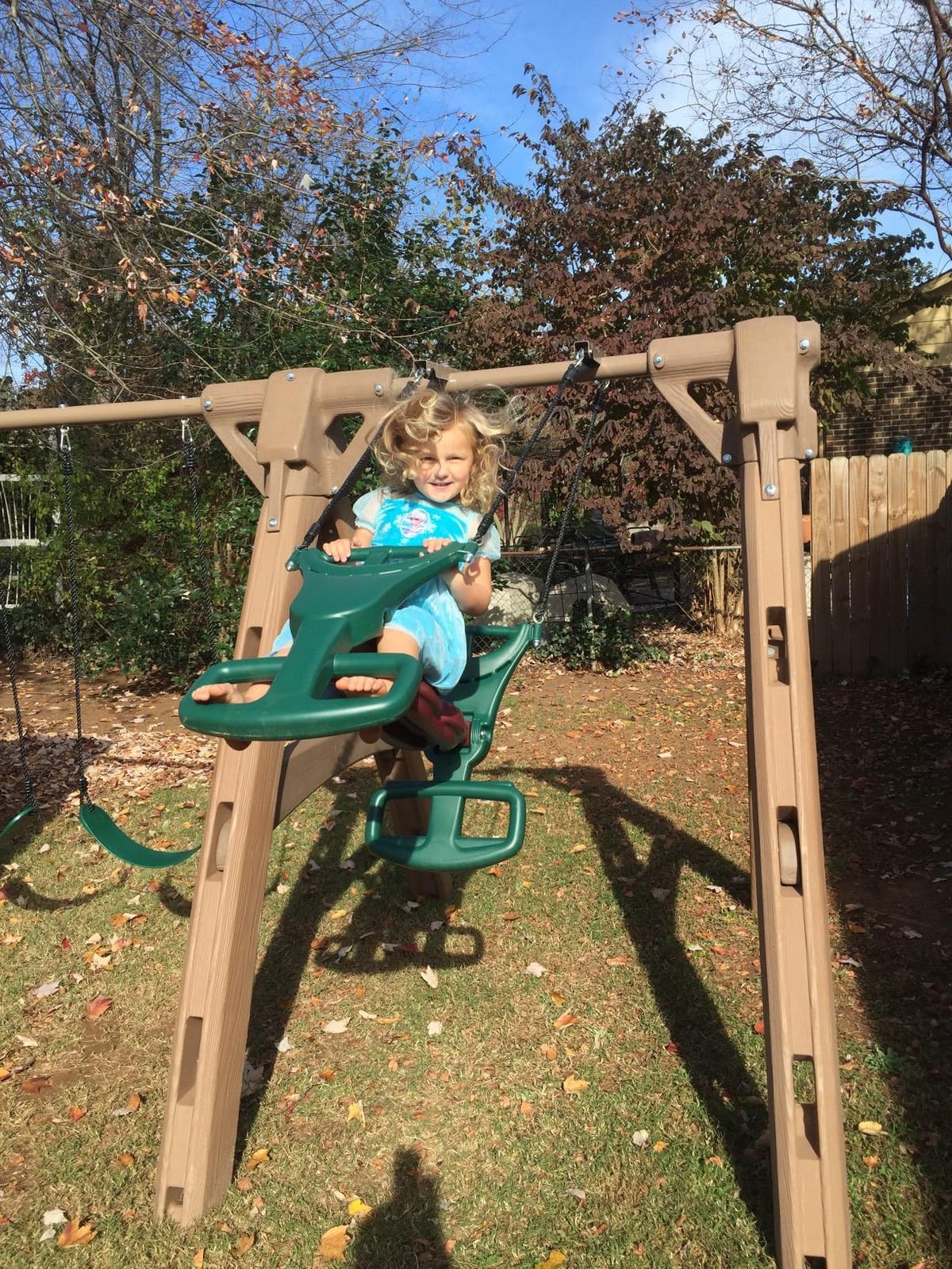 Step2 Naturally Playful Adventure Lodge Play Center with Glider, Kids Outdoor Playset, Two Tier Backyard Playground Set, Slide, Swings, Rope Ladder, Basketball Hoop, Jungle Gym, Children 3-8 Years Old customer photo 1