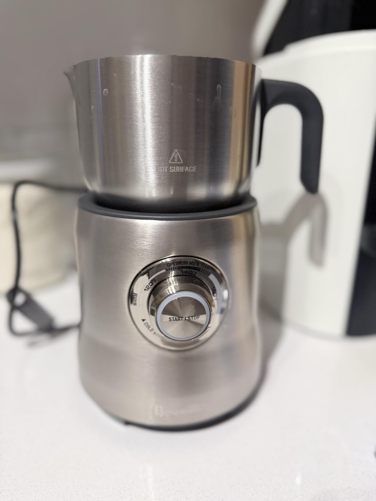 Breville BMF600XL Milk Cafe Frothe, Brushed Stainless Steel | Easily craft rich and creamy hot milk drinks at home, including lattes, cappuccinos, chai tea, and hot chocolate customer photo 1