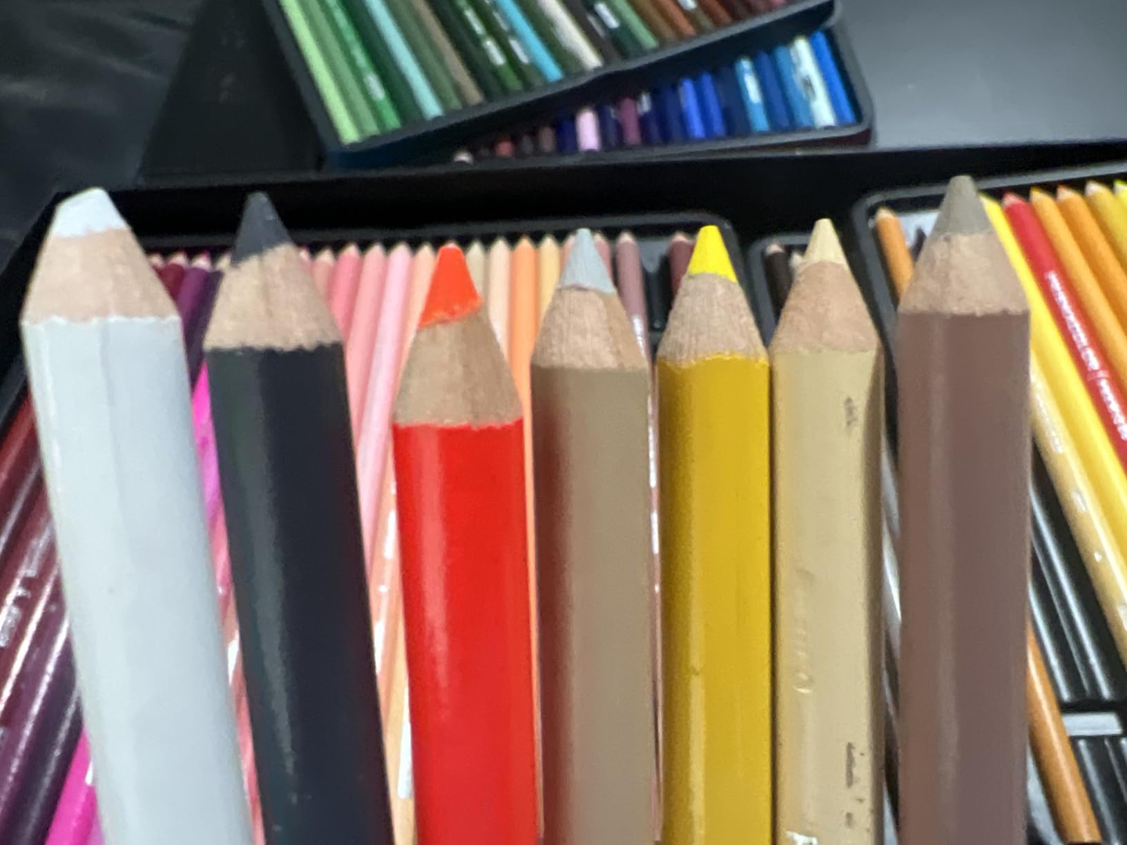 Prismacolor Premier Colored Pencils, Soft Core, Assorted Colors, 150 Count - Durable, Vibrant, Ultra-Smooth, Adult Coloring, Drawing, Sketching, Arts & Crafts customer photo 1
