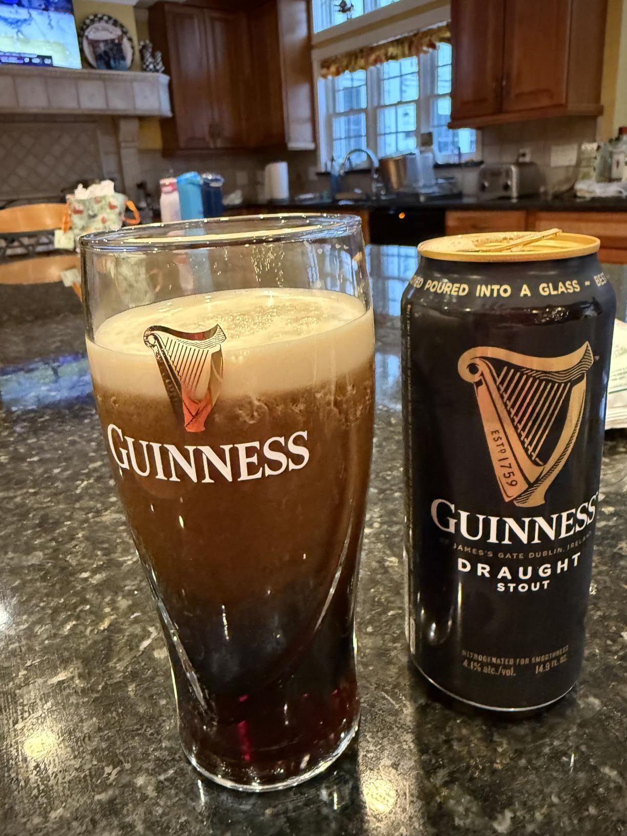 Guinness 20oz Beer Glasses Twin Pack | Certified Official Merchandise | Ideal gift for Beer Lovers customer photo 1
