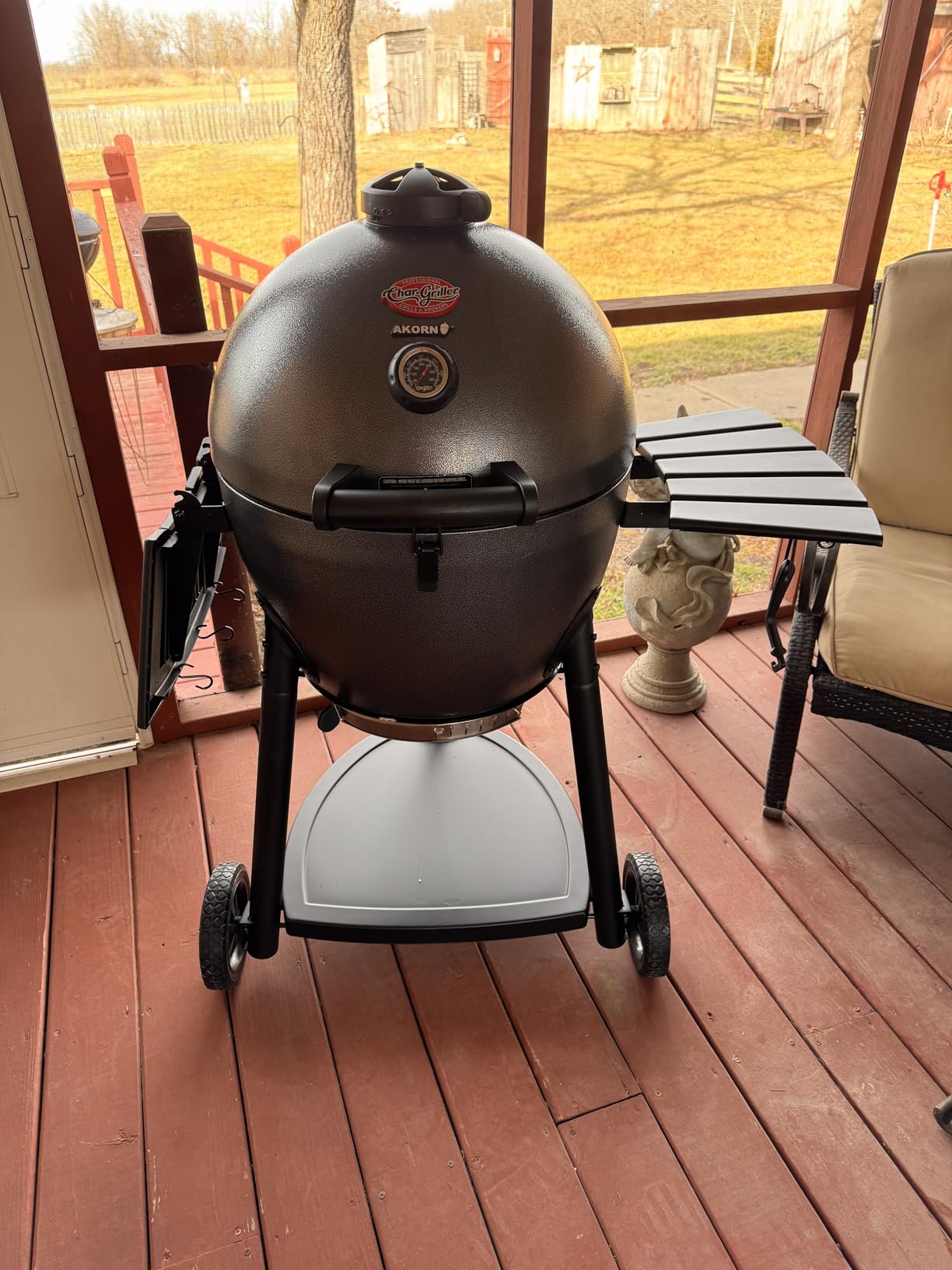 Char-Griller® AKORN® Kamado Charcoal Grill and Smoker with Cast Iron Grates, Warming Rack and Locking Lid with 445 Cooking Square Inches in Graphite, Model E16620 customer photo 1