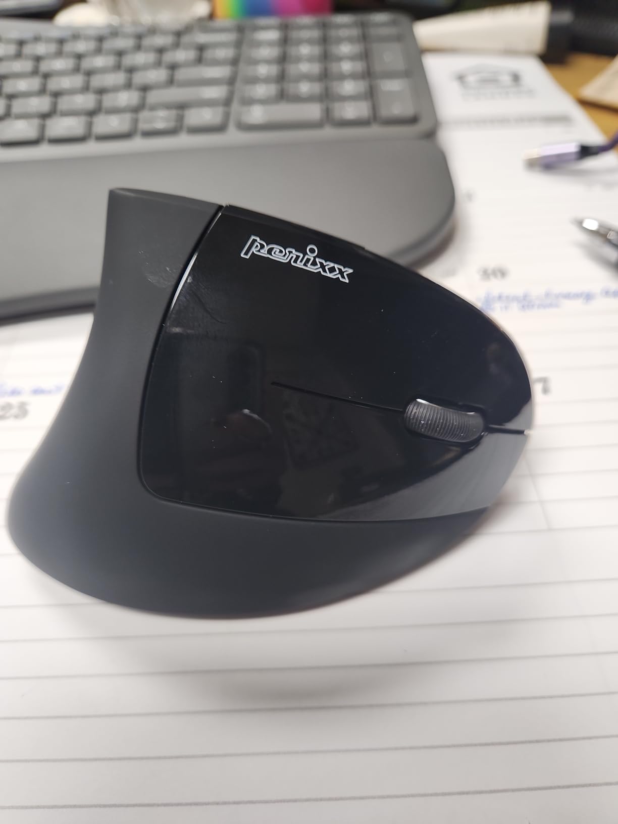 Perixx PERIMICE-713 Wireless Ergonomic Vertical Mouse - 800/1200/1600 DPI - Right Handed - Recommended with RSI User customer photo 2