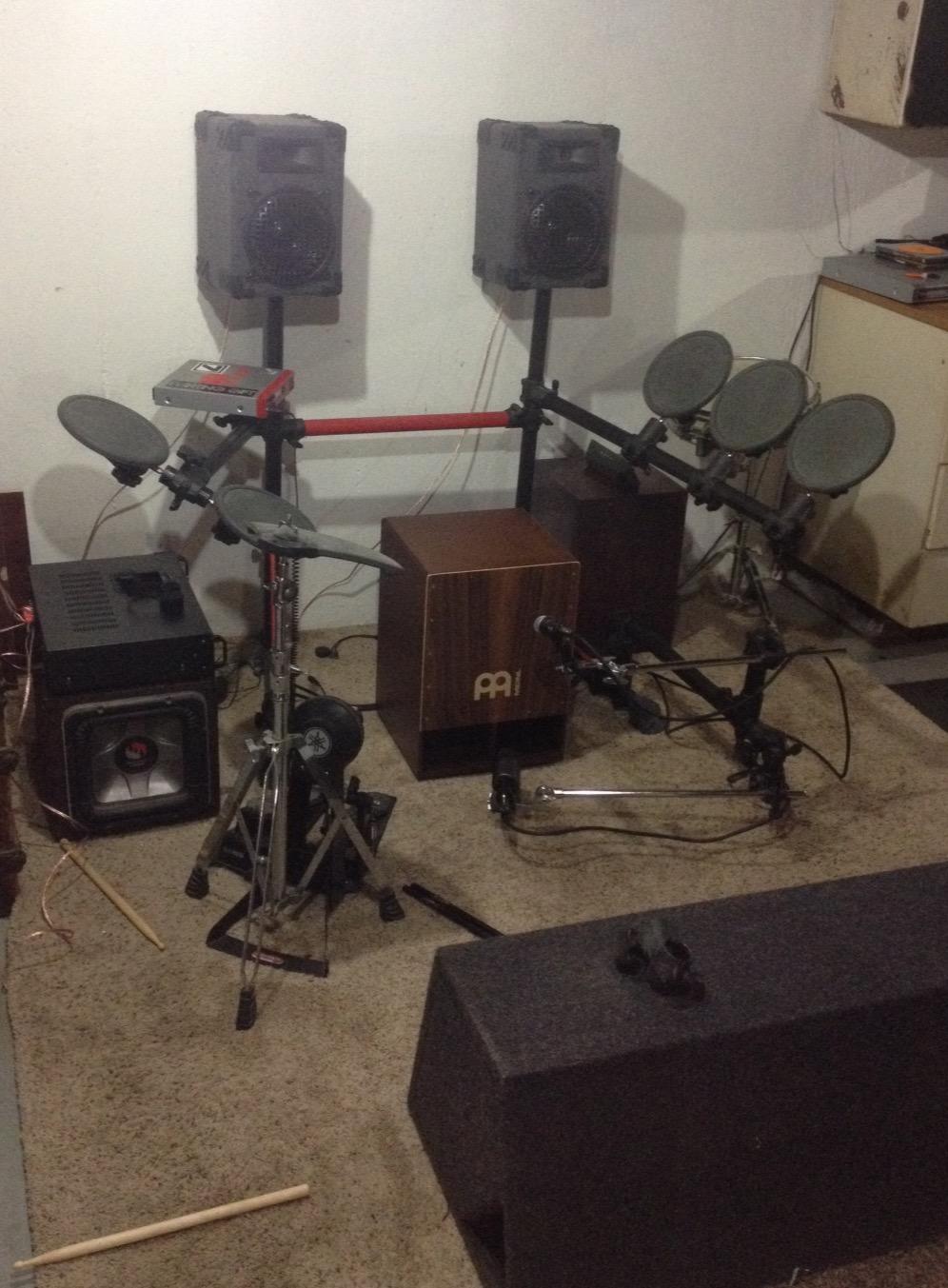 Meinl Percussion SUBCAJ5WN Jumbo Bass Subwoofer Cajon with Internal Snares, Walnut (VIDEO) customer photo 1