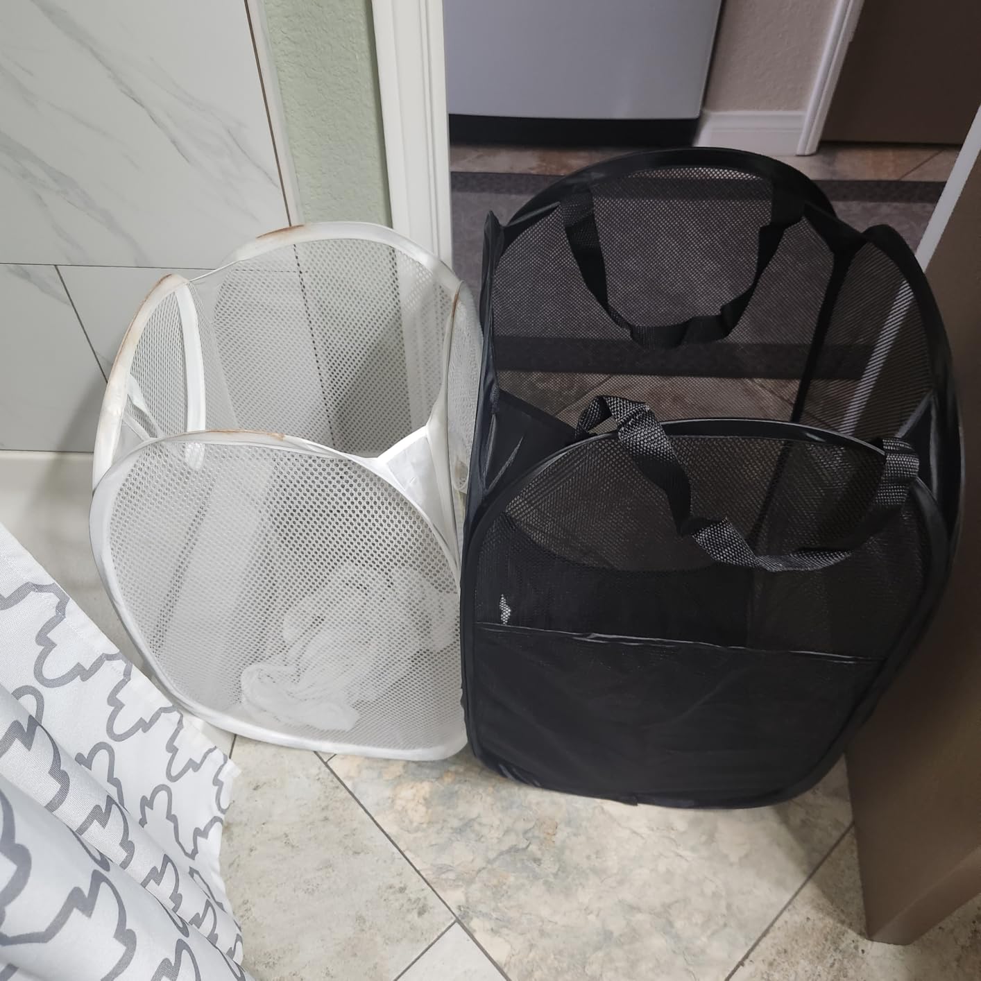 Handy Laundry Collapsible Mesh Pop-Up Hamper with Side Pocket customer photo 2