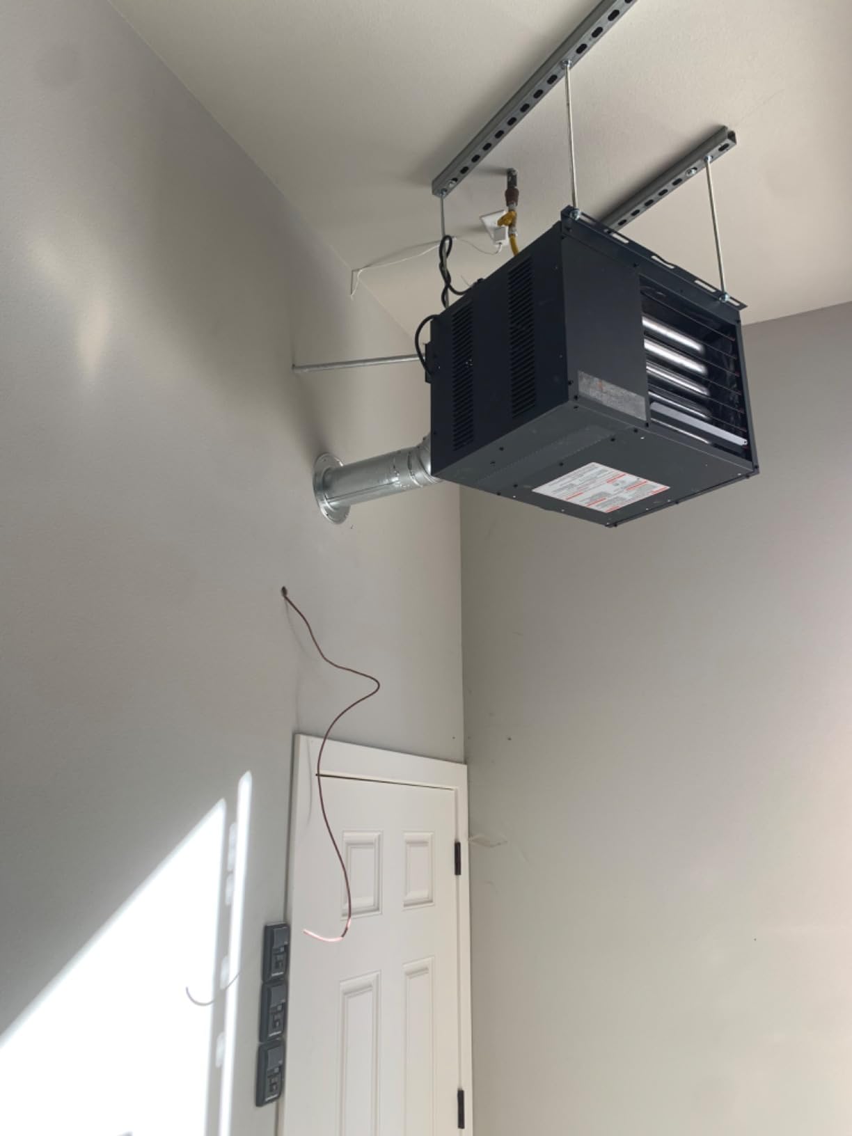 Mr. Heater 80,000 BTU Forced-Air Unit Heater (Propane or Natural Gas) customer photo 2