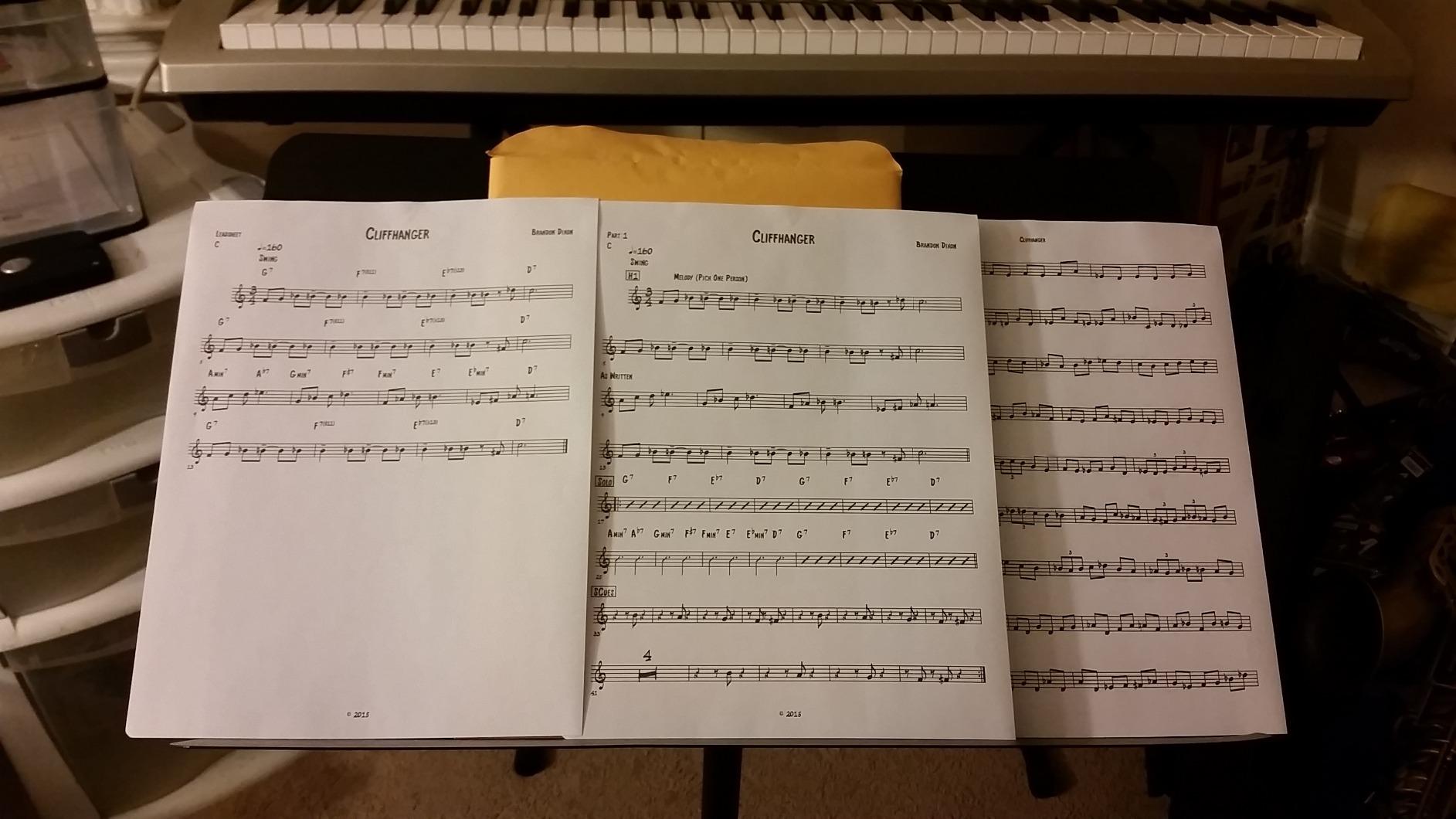 Manhasset 48 Music Stand and 1000 Stand Light Bundle customer photo 1