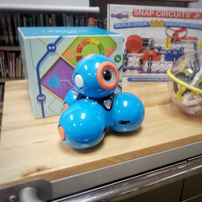 Wonder Workshop Dash Robot - Coding Robots for Kids 6 and Older customer photo 1