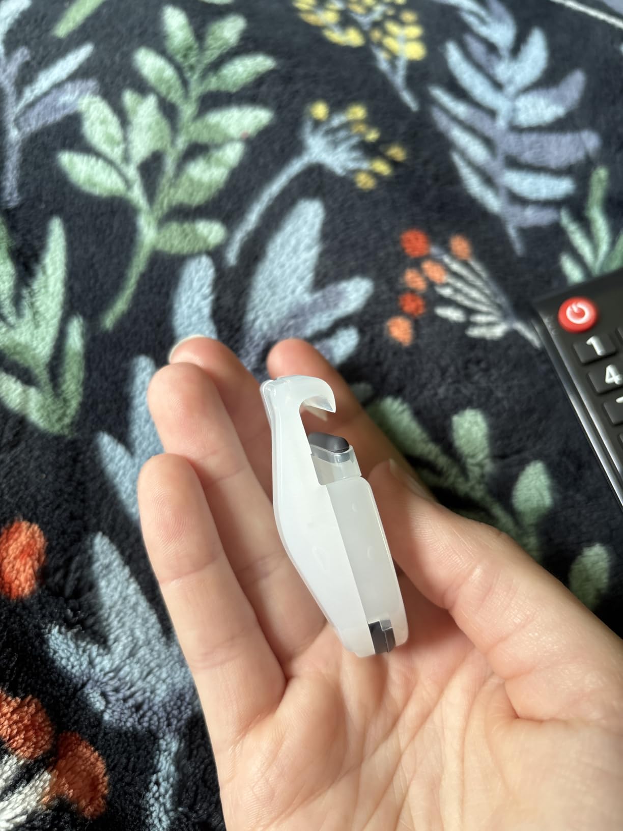 MUJI Portable Eyelash Curler customer photo 2