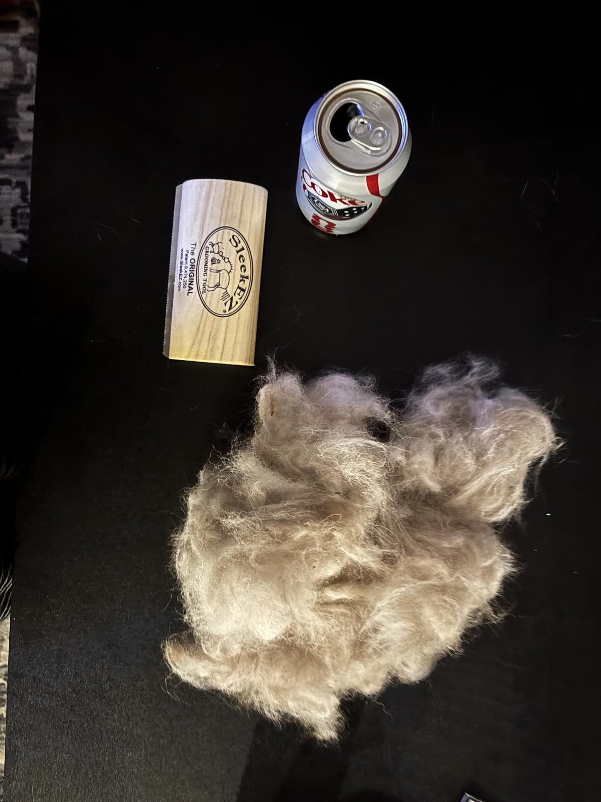 SleekEZ Dog Brush for Shedding | Patented Deshedding Dog Brush | Pet Hair Remover for Short, Medium & Long Coats | Made in USA | 5 Inch customer photo 2