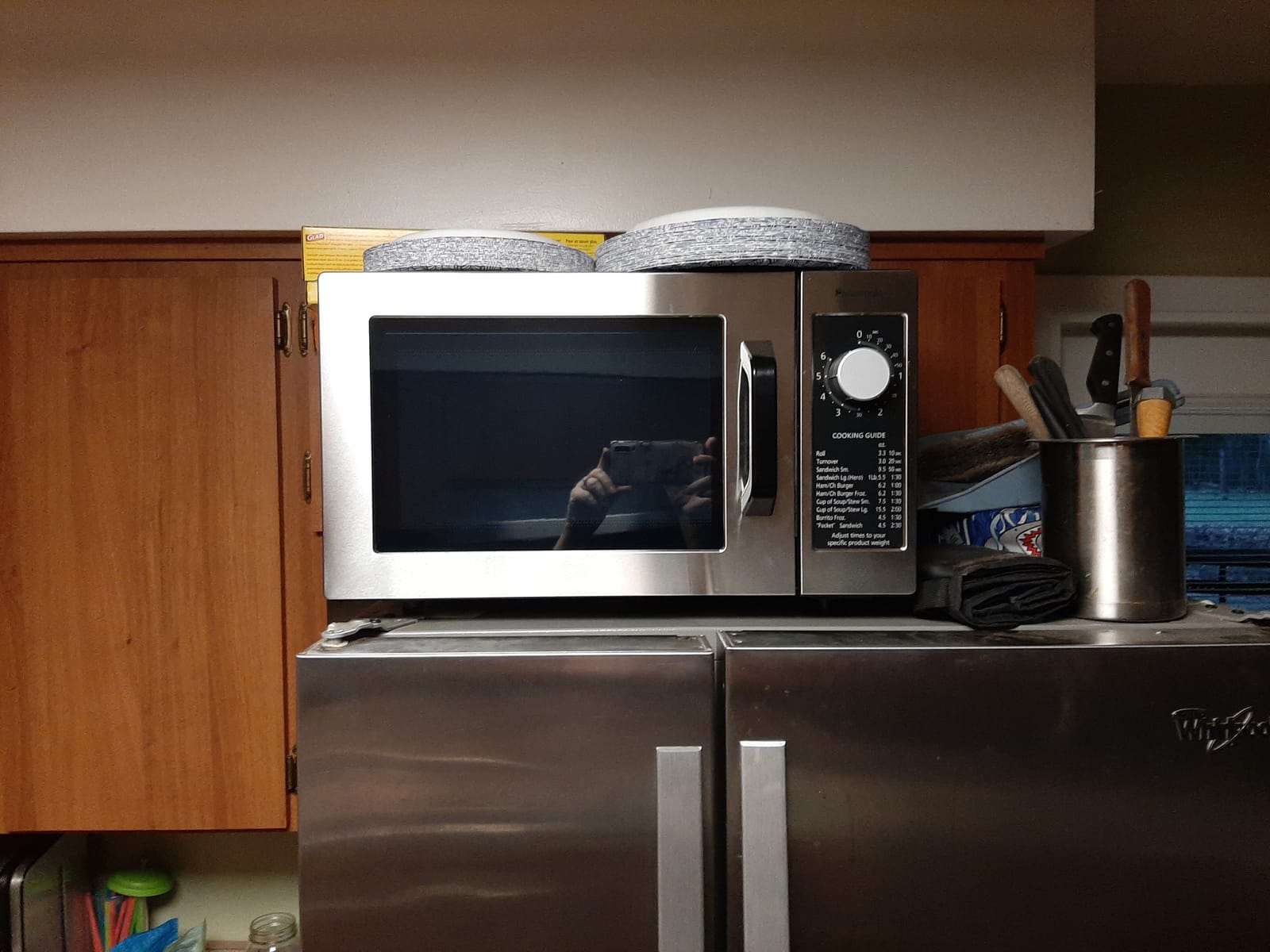 Panasonic NE-1025F Compact Light-Duty Commercial Microwave Countertop Oven with 6-Minute Electronic Dial Control Timer, Bottom Energy Feed, 1000W, 0.8 Cu. Ft. Capacity, Stainless Steel customer photo 1