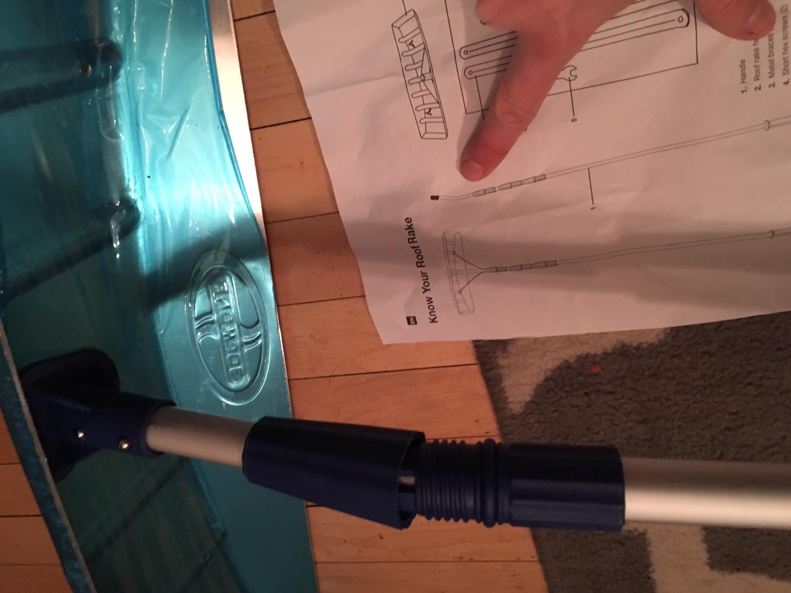 Snow Joe RJ205M Twist-N-Lock Telescoping Snow Shovel Aluminum Roof Rake, 21' customer photo 2