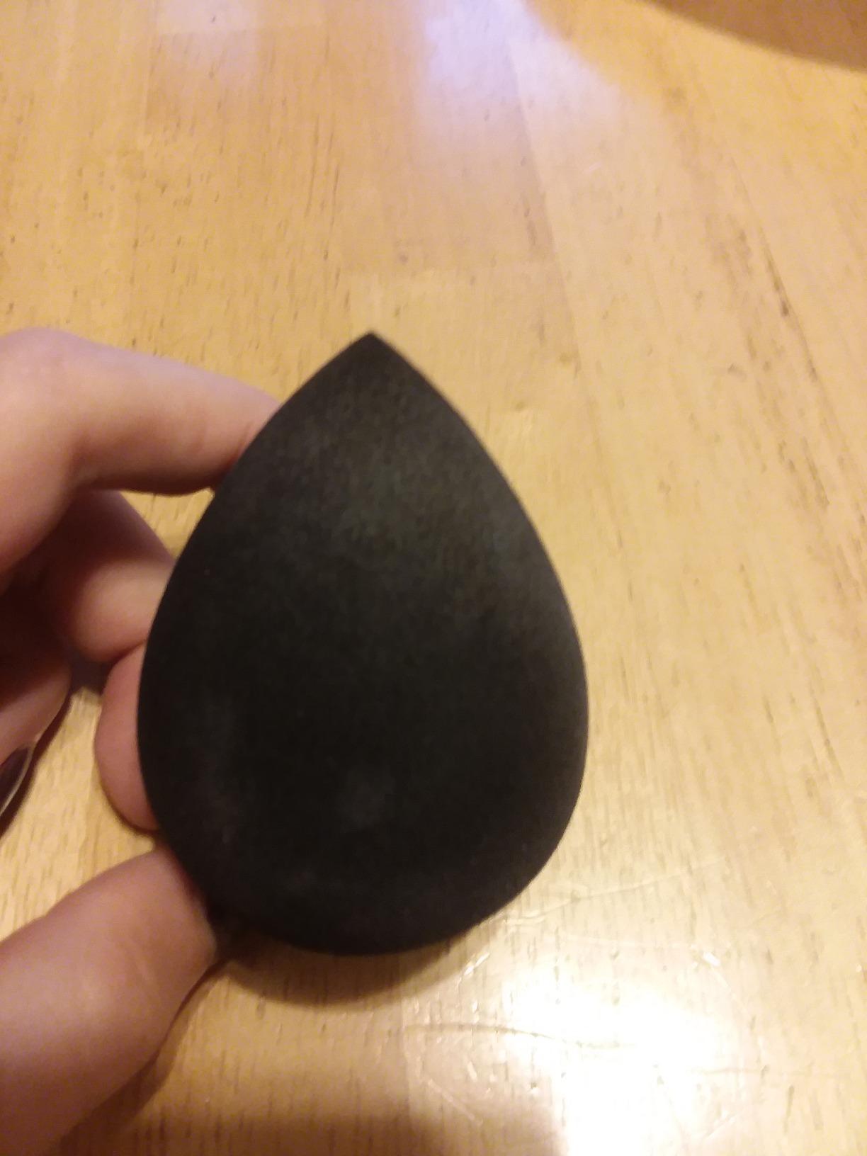 Aesthetica Beauty Sponge Blender, Latex Free & Vegan Makeup Sponge Blender customer photo 1