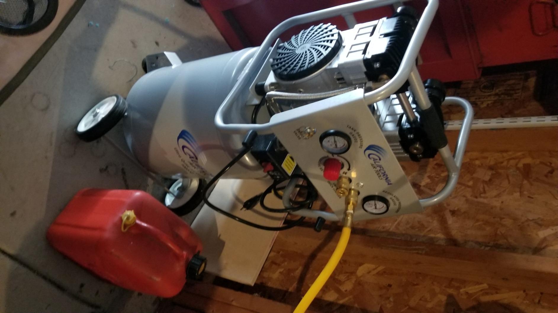 California Air Tools 10020C 2.0 HP Ultra Quiet and Oil-Free Air Compressor, 10 Gallon Steel Tank with Wheels, 70 dBA Noise Level customer photo 2