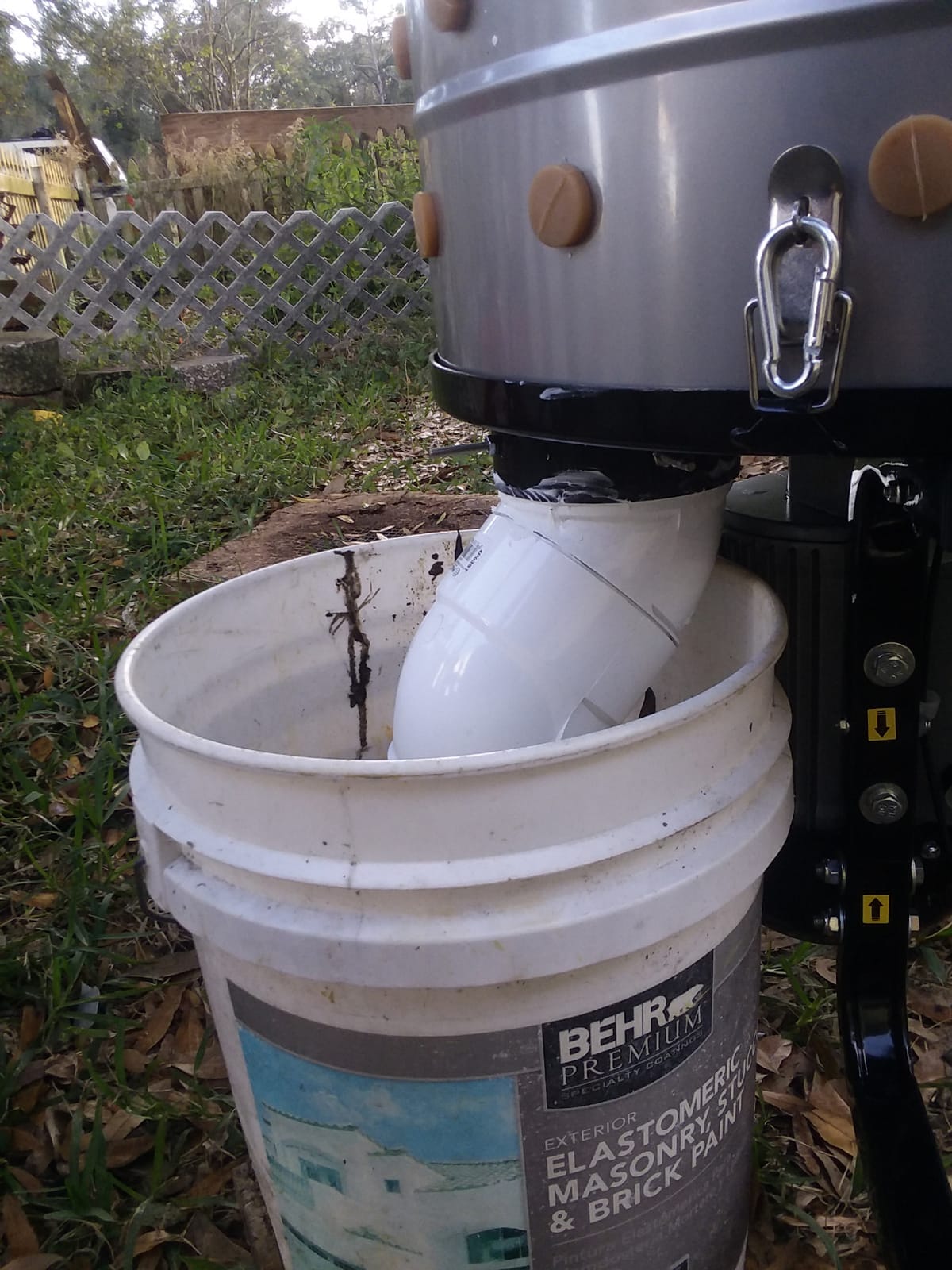 Yardbird 21833 Chicken Plucker, Stainless Steel, 1.5 HP Motor, 20-inch Drum, 110 Natural Soft Fingers, Integrated Irrigation Ring, Transport Wheels, Simple Debris Collection customer photo 1