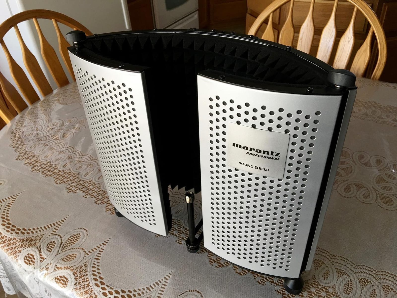 Marantz Professional Sound Shield | Professional Vocal Reflection Filter Featuring Studio-Grade EVA Acoustic Foam customer photo 1