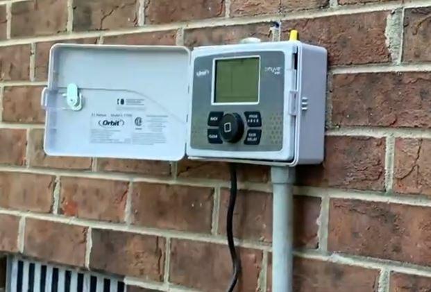 Orbit B-hyve Smart Indoor/Outdoor Sprinkler Controller - 12-Zone - App Controlled Smart Controller with Custom Irrigation Schedules - Weatherproof Multi-Zone Sprinkler System - 57950 customer photo 1