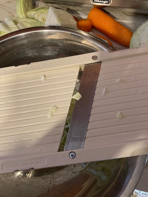 Benriner Mandoline Slicer with 4 Blades, Japanese Stainless Steel, BPA Free, 12.75 x 3.625-Inches, Beige customer photo 2
