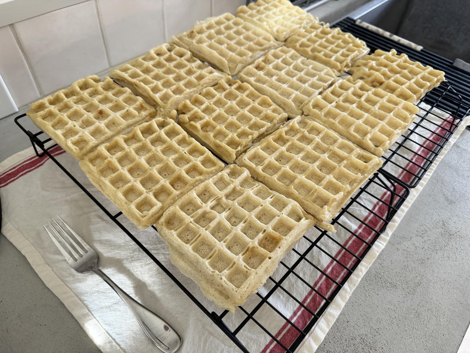 KRUPS 4-Slice Belgian Waffle Maker: Stainless Steel, 5 Browning Levels, Audible Ready Beep, Removable Plates, 1200W, Silver/Black, Large Waffle Maker Family Size, Great for Family Breakfasts customer photo 1