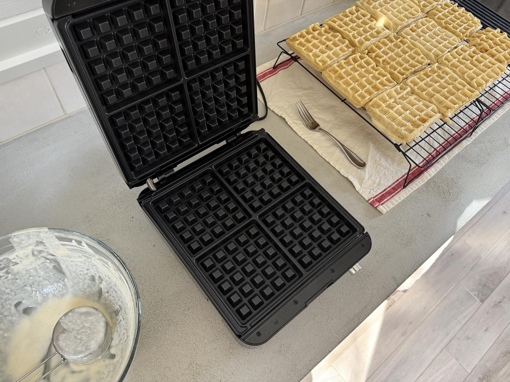 KRUPS 4-Slice Belgian Waffle Maker: Stainless Steel, 5 Browning Levels, Audible Ready Beep, Removable Plates, 1200W, Silver/Black, Large Waffle Maker Family Size, Great for Family Breakfasts customer photo 2