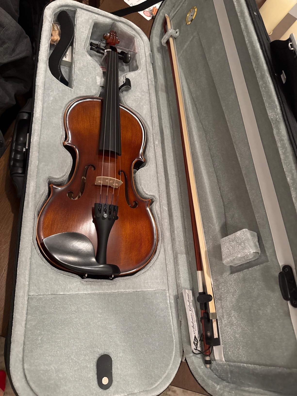 Bunnel Pupil Violin Outfit 4/4 Full Size By Kennedy Violins - Carrying Case and Accessories Included - Solid Maple Wood and Ebony Fittings customer photo 1