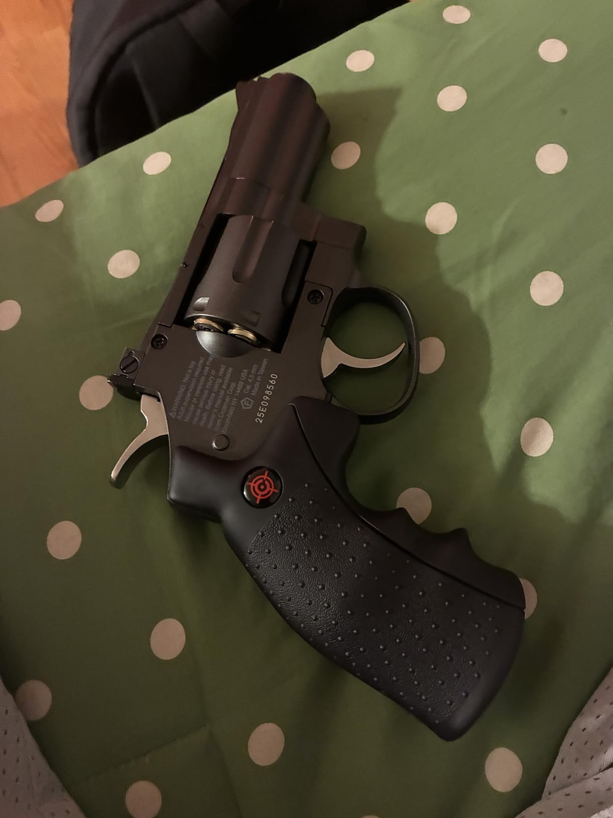 Crosman SNR357 Snub Nose .177-Caliber Pellet/BB CO2-Powered Revolver customer photo 1