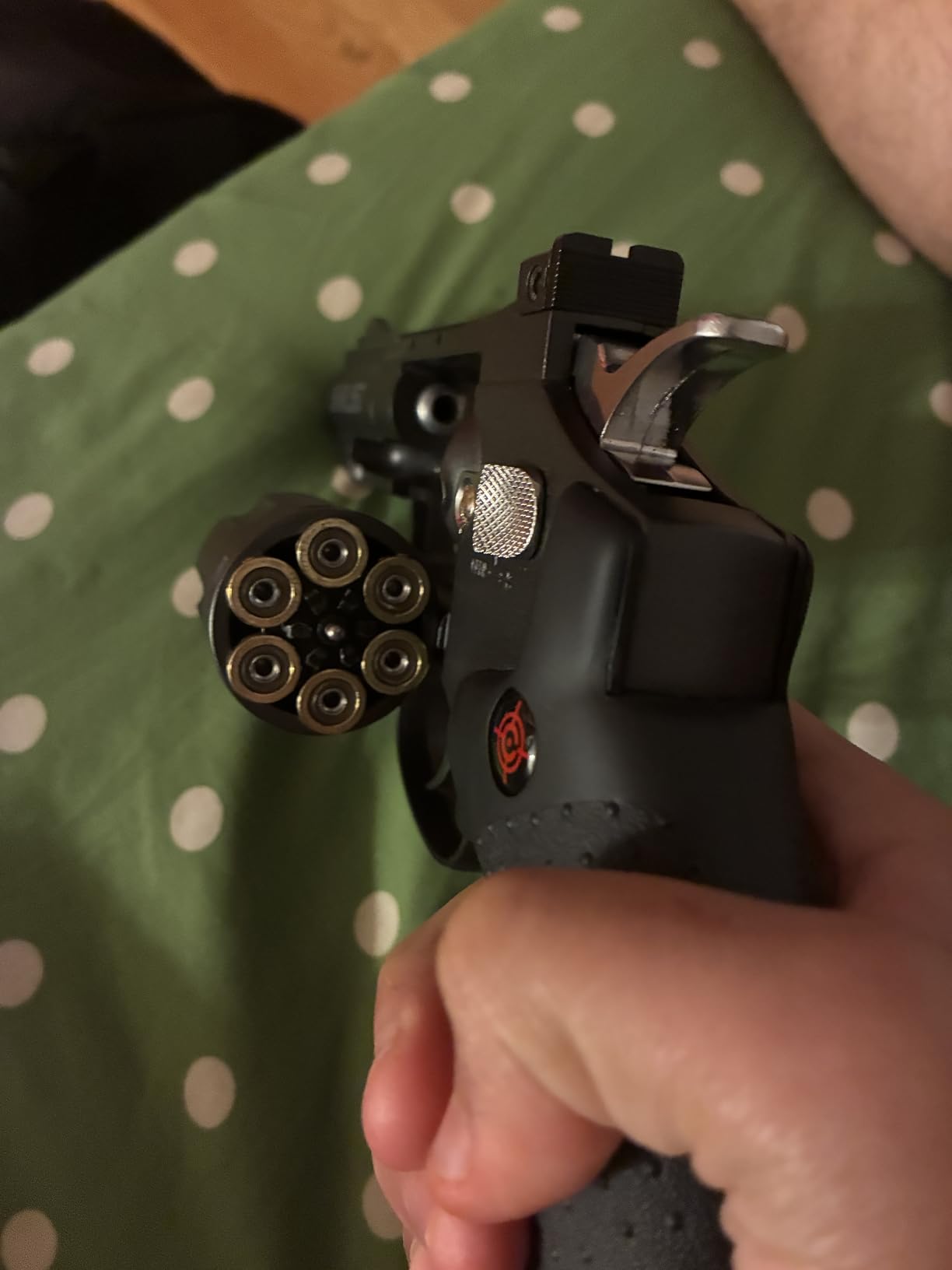 Crosman SNR357 Snub Nose .177-Caliber Pellet/BB CO2-Powered Revolver customer photo 2