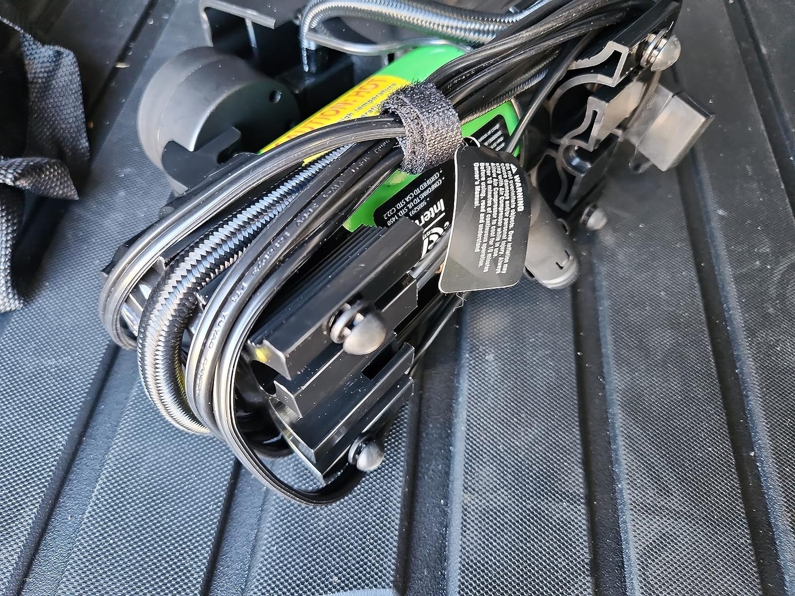 EPAuto 12V DC Portable Air Compressor Pump, Digital Tire Inflator customer photo 2