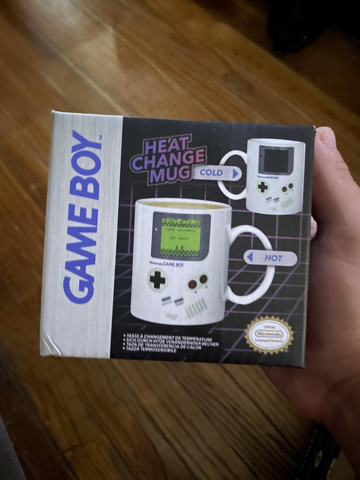 Paladone Gameboy Heat Changing Coffee Mug - Gift for Gamers, Nerds, Nintendo Mario Fans, Men, and Retro 90s Game Enthusiasts - 10 Ounces customer photo 2