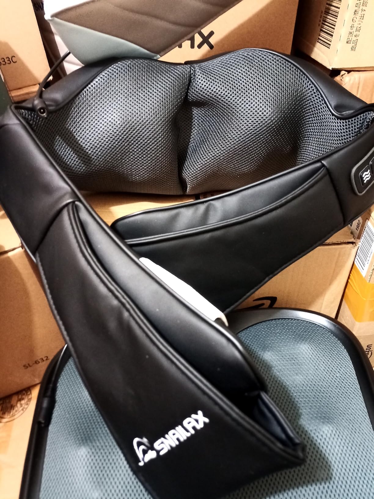 Shiatsu Neck & Shoulder Massager with Heat, Deep Tissue Back Massager | 8 Rotating Kneading Nodes, Shoulder Cape, Soothing Heat And Adjustable Intensities Thicker Premium PU Leather Gift for Her He customer photo 2