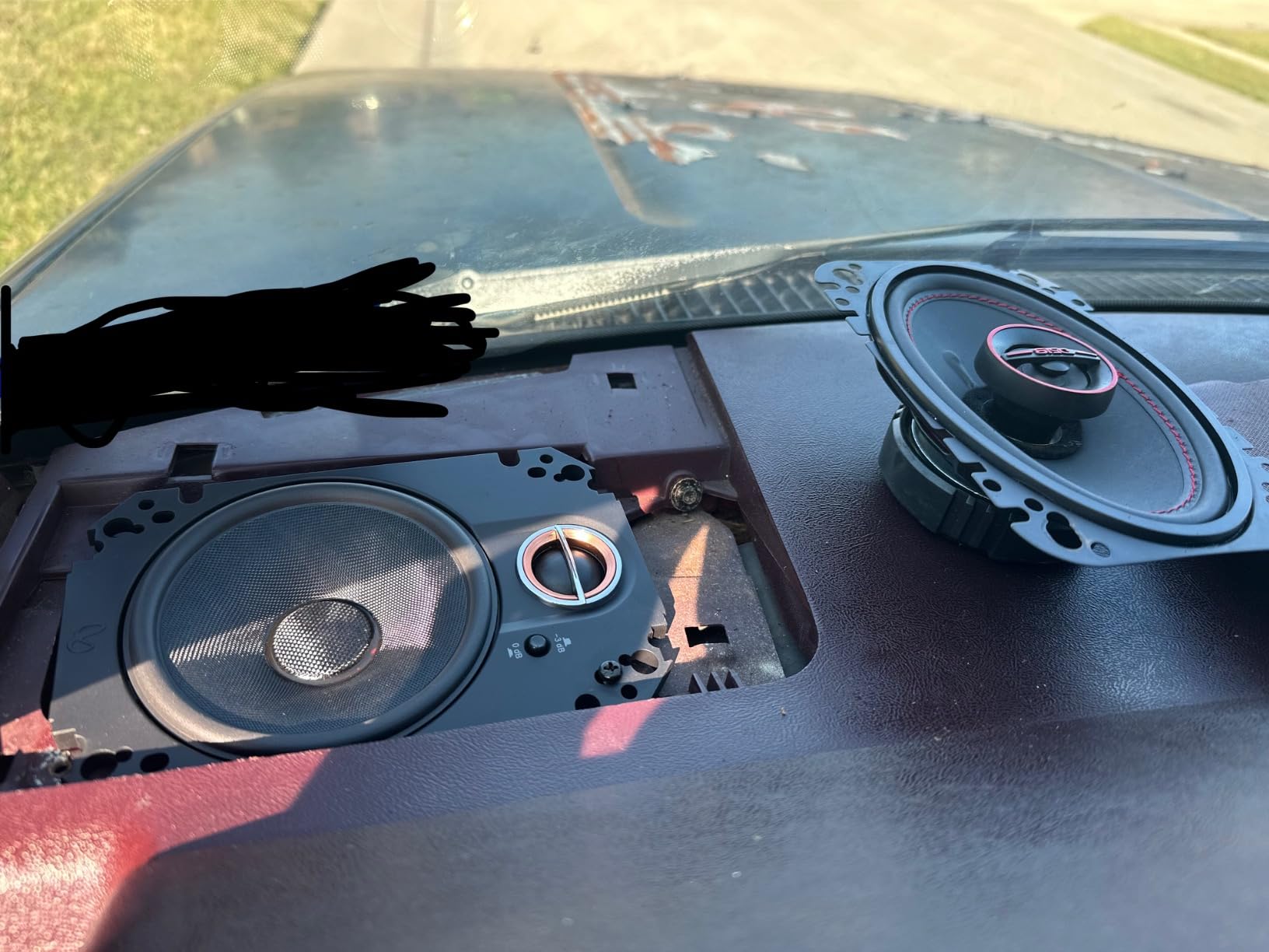 DS18 G6.9Xi GEN-X 6x9 3-Way Coaxial Speakers 180 Watts 4-Ohm with Mylar Dome Tweeters - Grill Included - Full Range Speaker Great for Car Stereo Sound System - Pair customer photo 2