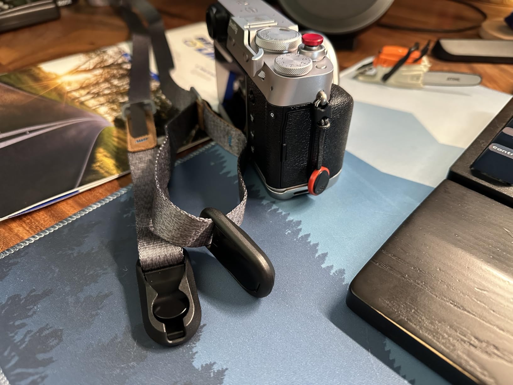 Peak Design Leash Camera Strap - Configurable as a Sling, Neck, Shoulder Strap or Safety Tether customer photo 1