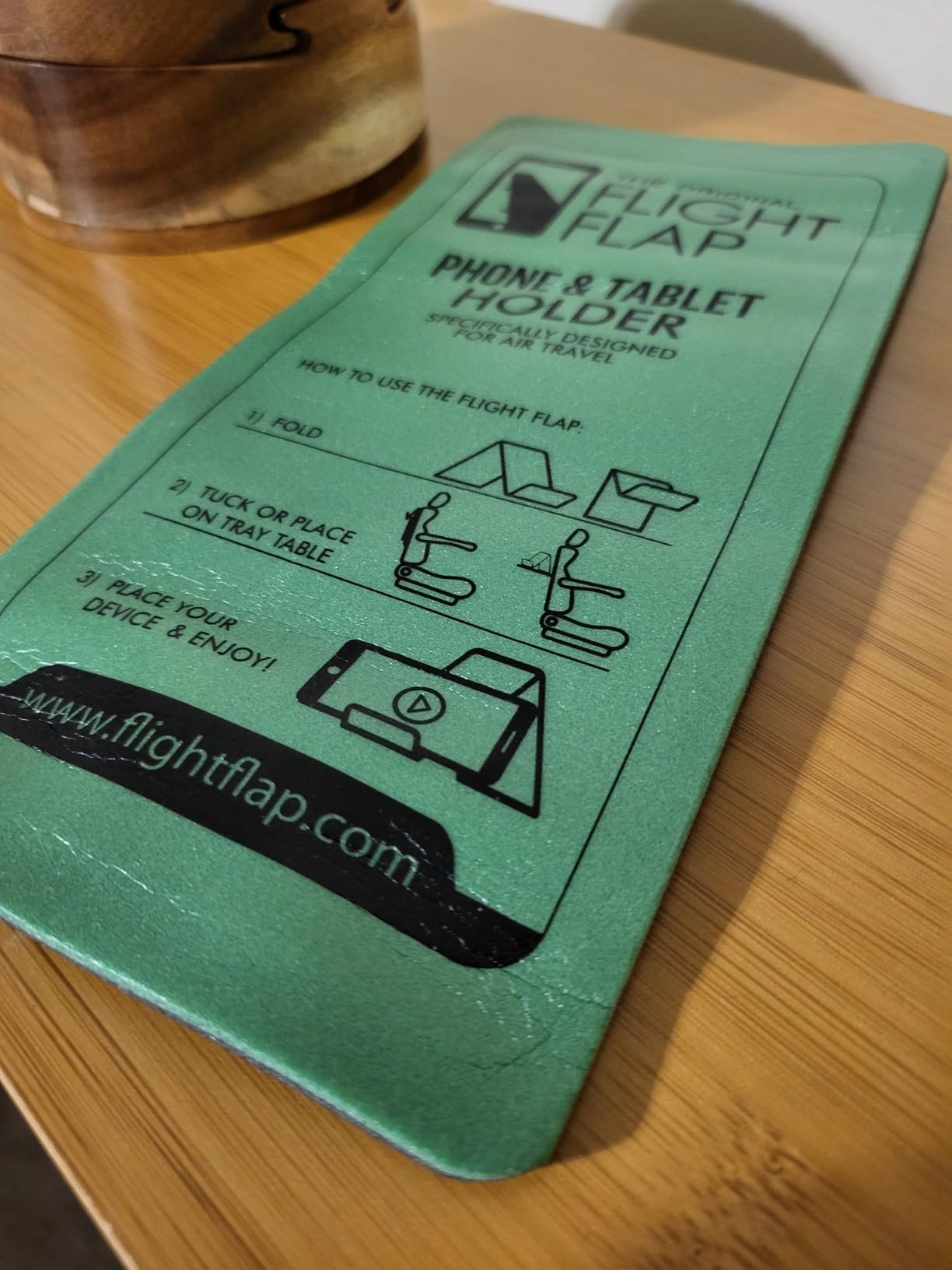 Flight Flap - Foldable Airplane Phone Holder, Travel Phone Stand, Green customer photo 2