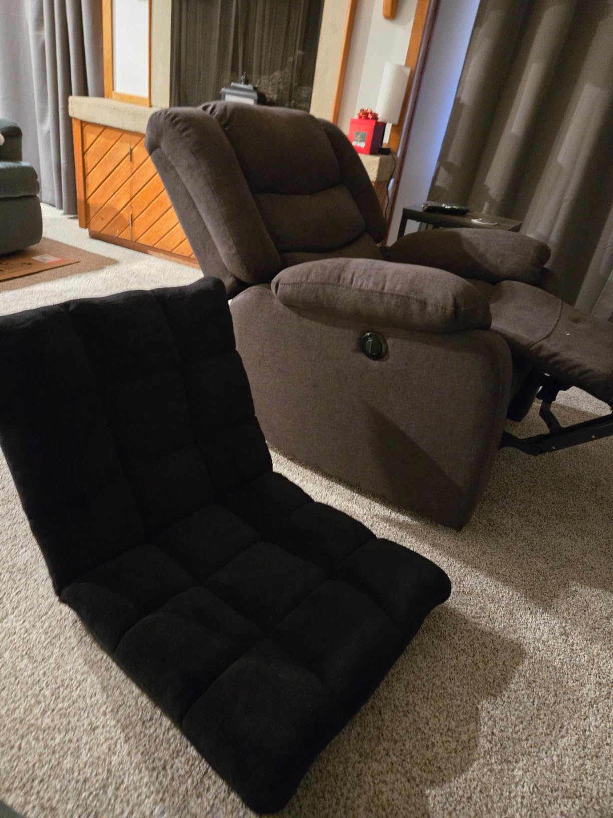 GIANTEX Folding Floor Chair with Back Support, 14 Adjustable Position, Padded Sleeper Bed, Couch Recliner, Gaming Floor Chairs for Adults, Meditation, Living Room (Grey) customer photo 2
