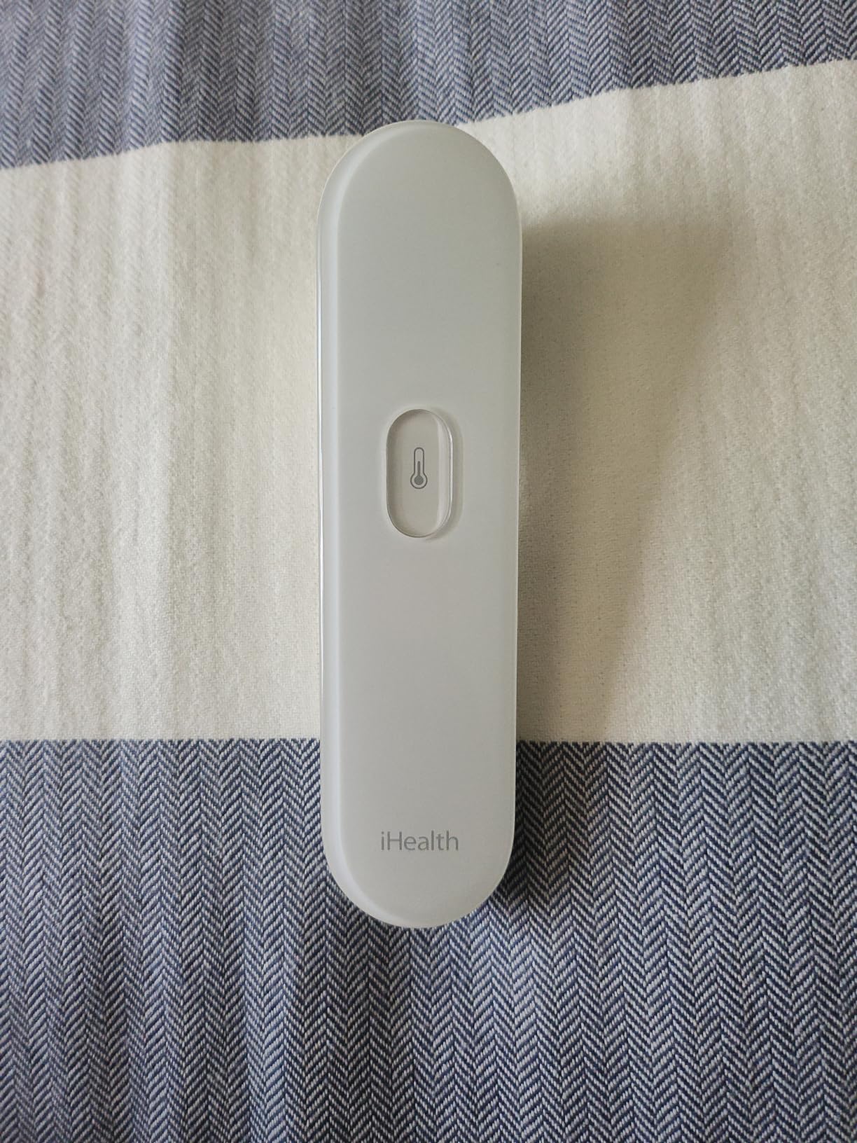 iHealth No-Touch Forehead Thermometer for Adults, Kids, Babies PT3 | 1s Fast Accurate, 3 Ultra-Sensitive Sensors, Quiet Vibration Feedback, Digital Large LED Digits, Use for Home & Nurses customer photo 1