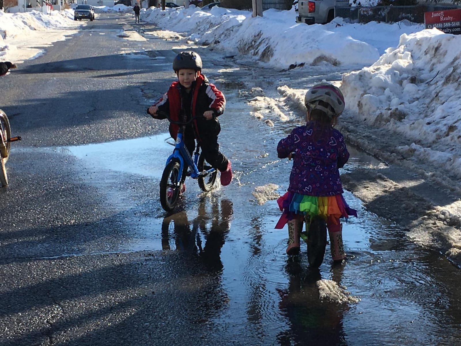 Strider 14x Classic Balance Bike for Kids Ages 3–6 Years, Awesome Blue customer photo 1