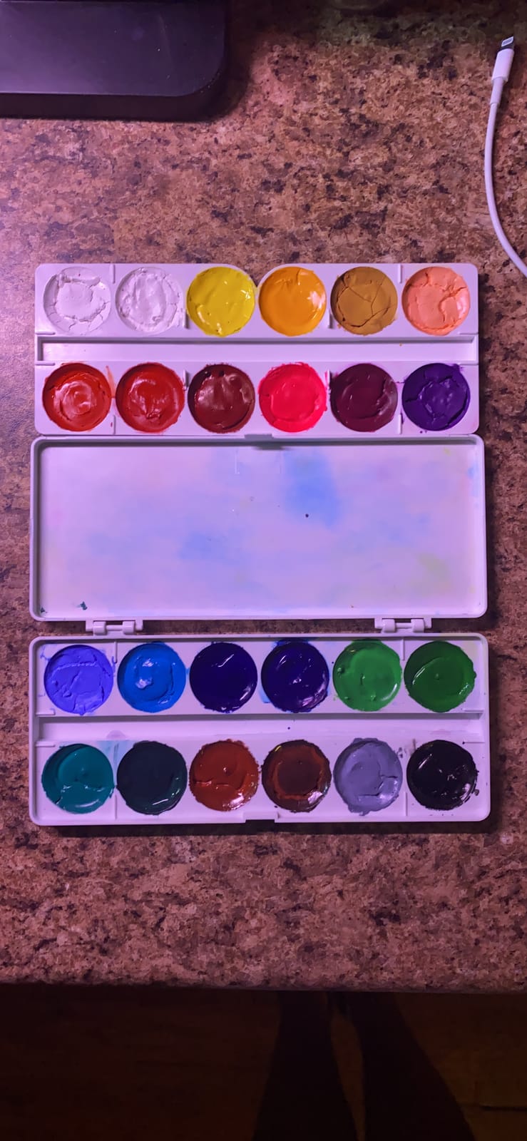 ARTEZA Gouache Paint, Set of 24, 12ml/0.4 US fl oz Gouache Paint Tubes, Gouache Set for Adults and Students customer photo 2