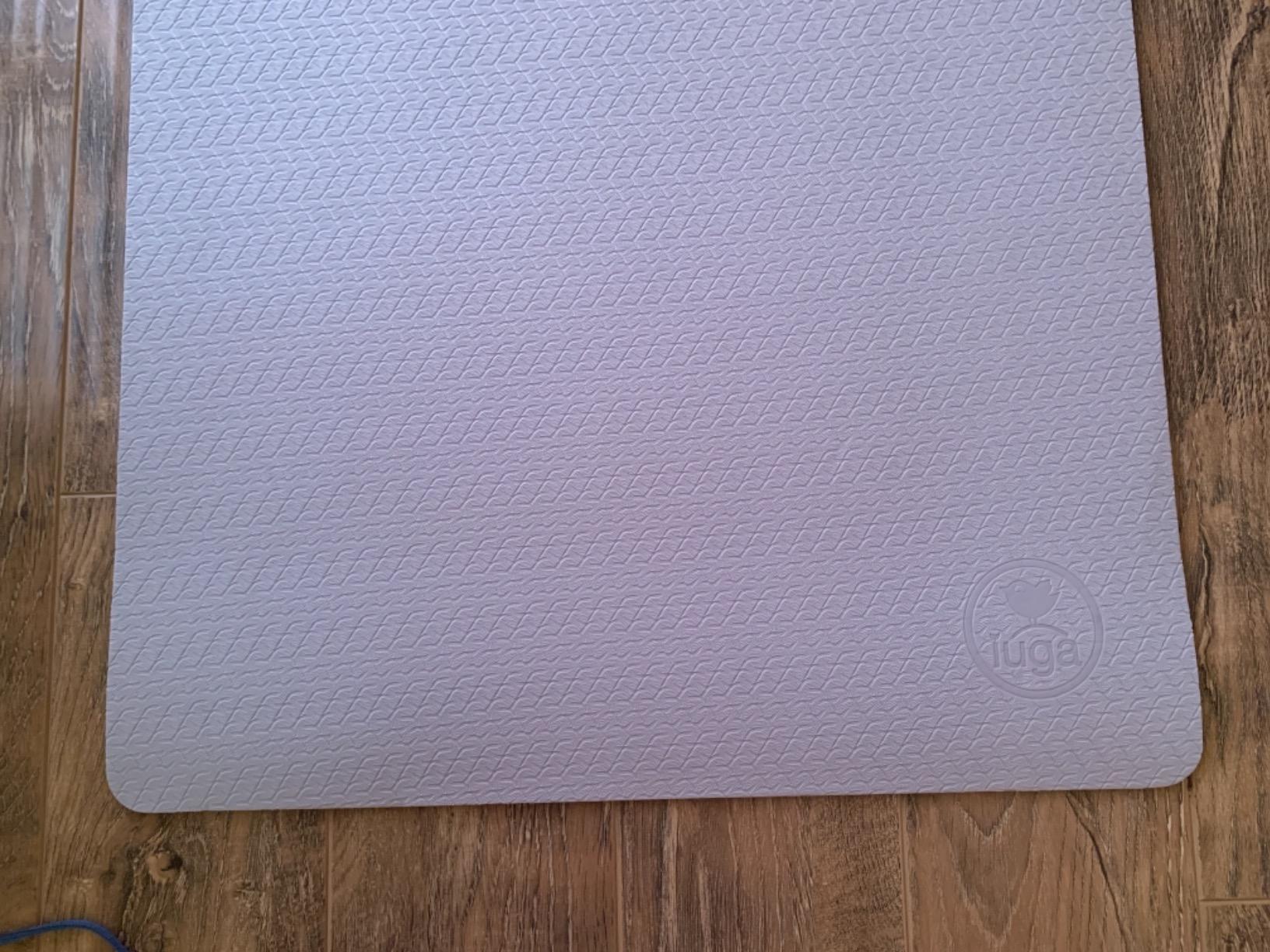 IUGA Yoga Mat Thick Non Slip Anti-tear Pilates Mat Eco Friendly Hot Yoga Mats for Workout & Exercise(72