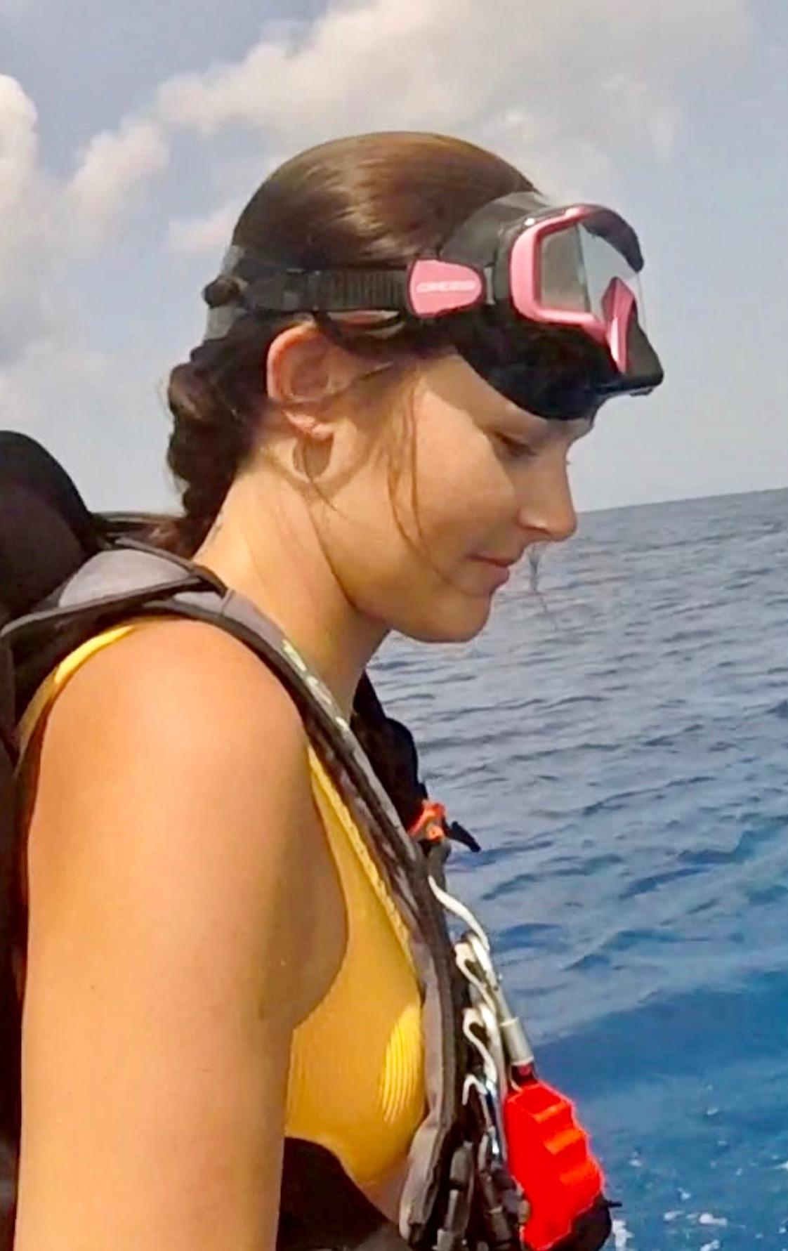 Cressi Perfect View Scuba Diving, Snorkeling Mask in Pure Comfortable Silicone - Available with Different Panoramic Lenses - Liberty Triside: Designed in Italy customer photo 1
