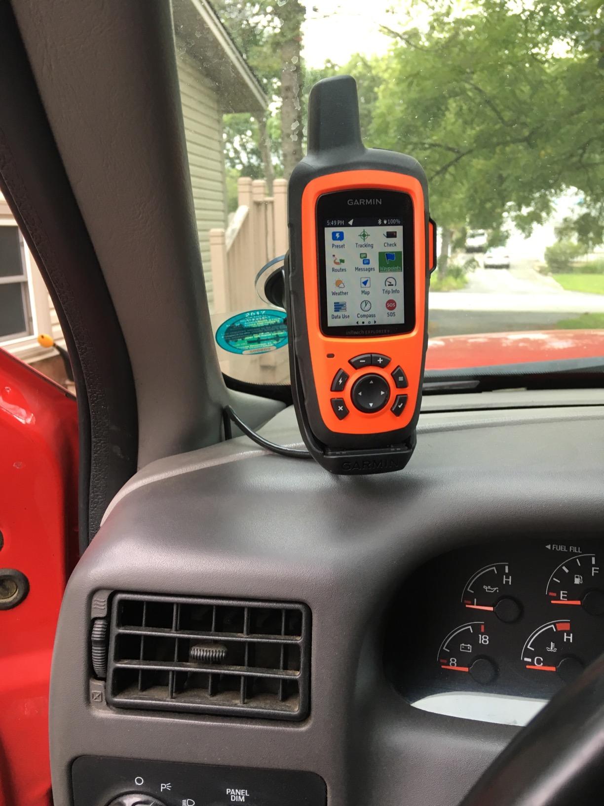 Garmin inReach Explorer+, Handheld Satellite Communicator with TOPO Maps and GPS Navigation (Renewed) customer photo 1