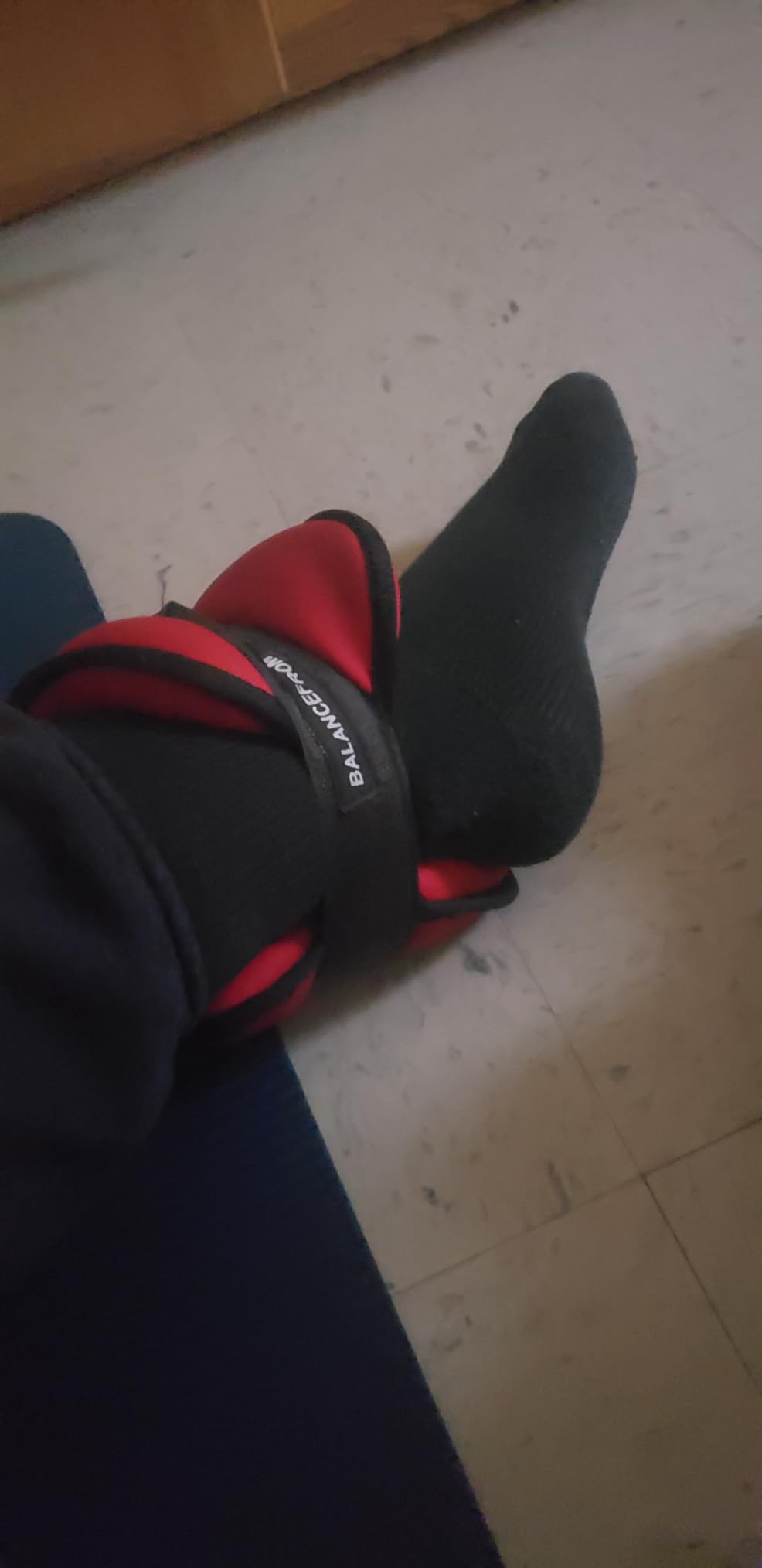 Fitvids Fully Adjustable Ankle Wrist Arm Leg Weights, Multiple Sizes customer photo 1