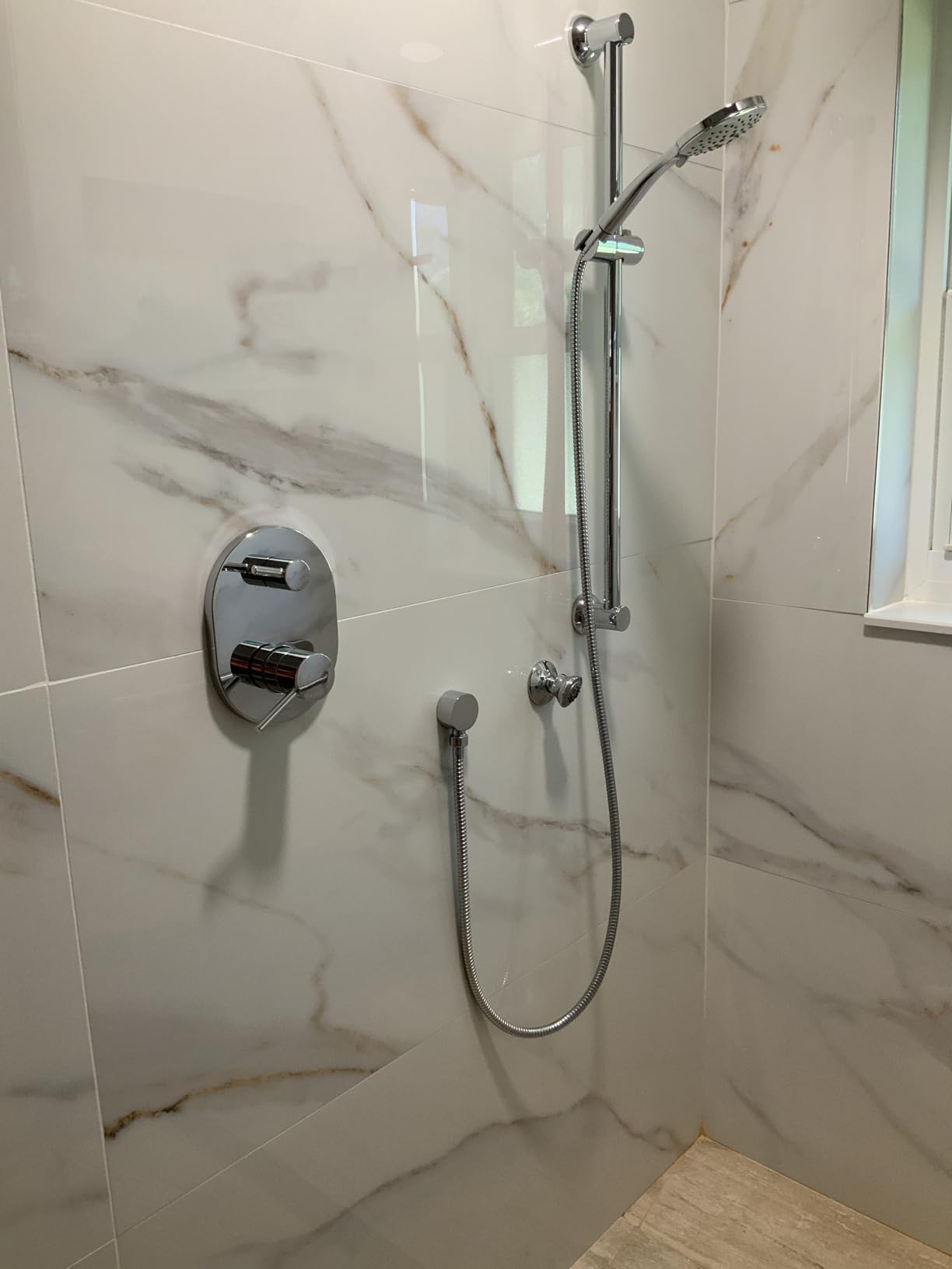 Moen Chrome Eco-Performance 5-Function Handheld Removable Shower Head, Adjustable 30-Inch Slide Bar and 69-Inch Long Hose, 3558EP customer photo 2