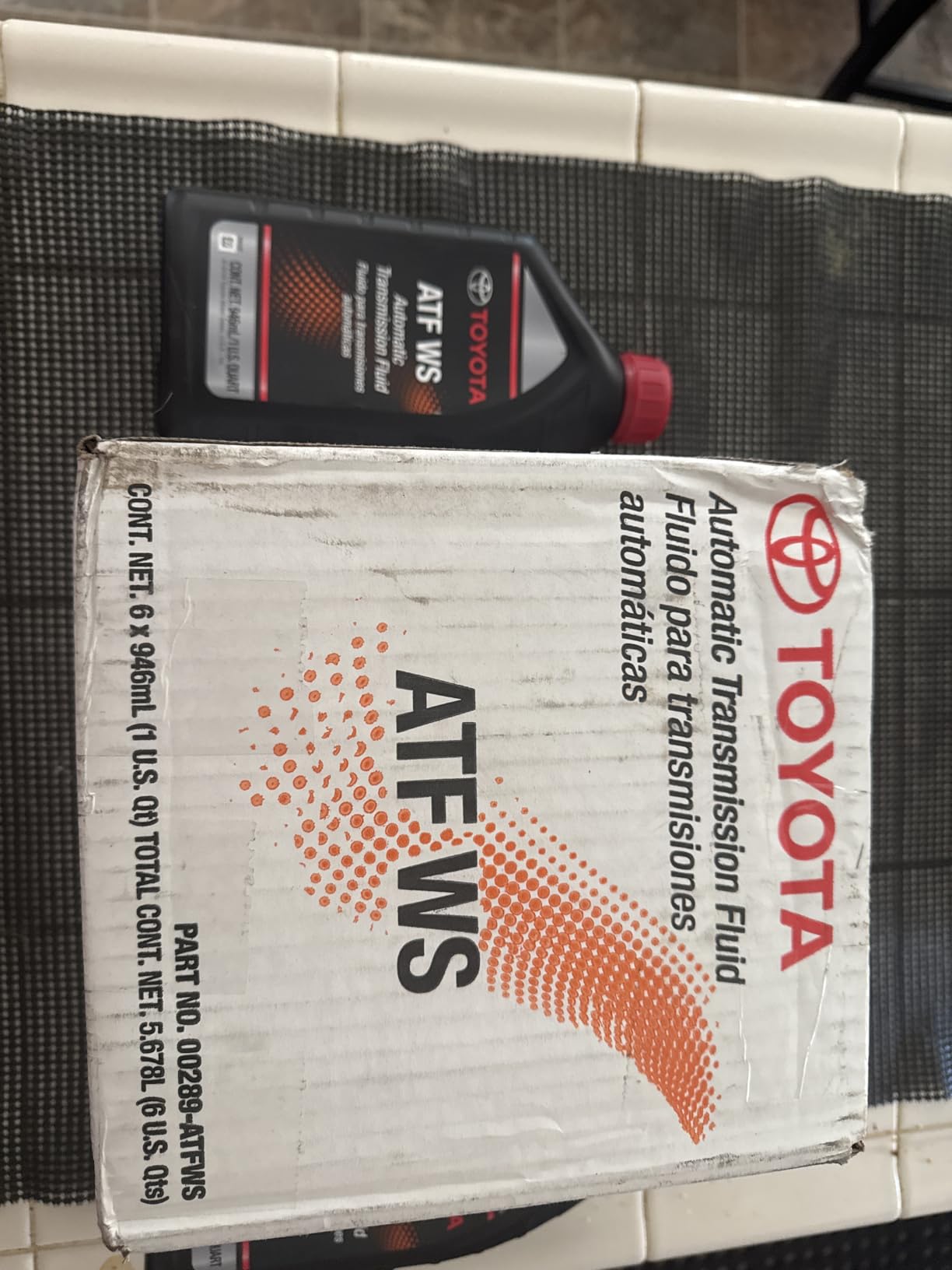 Toyota 00289-ATFWS Automatic Transmission Fluid, 192 Ounces, 6 Pack customer photo 2