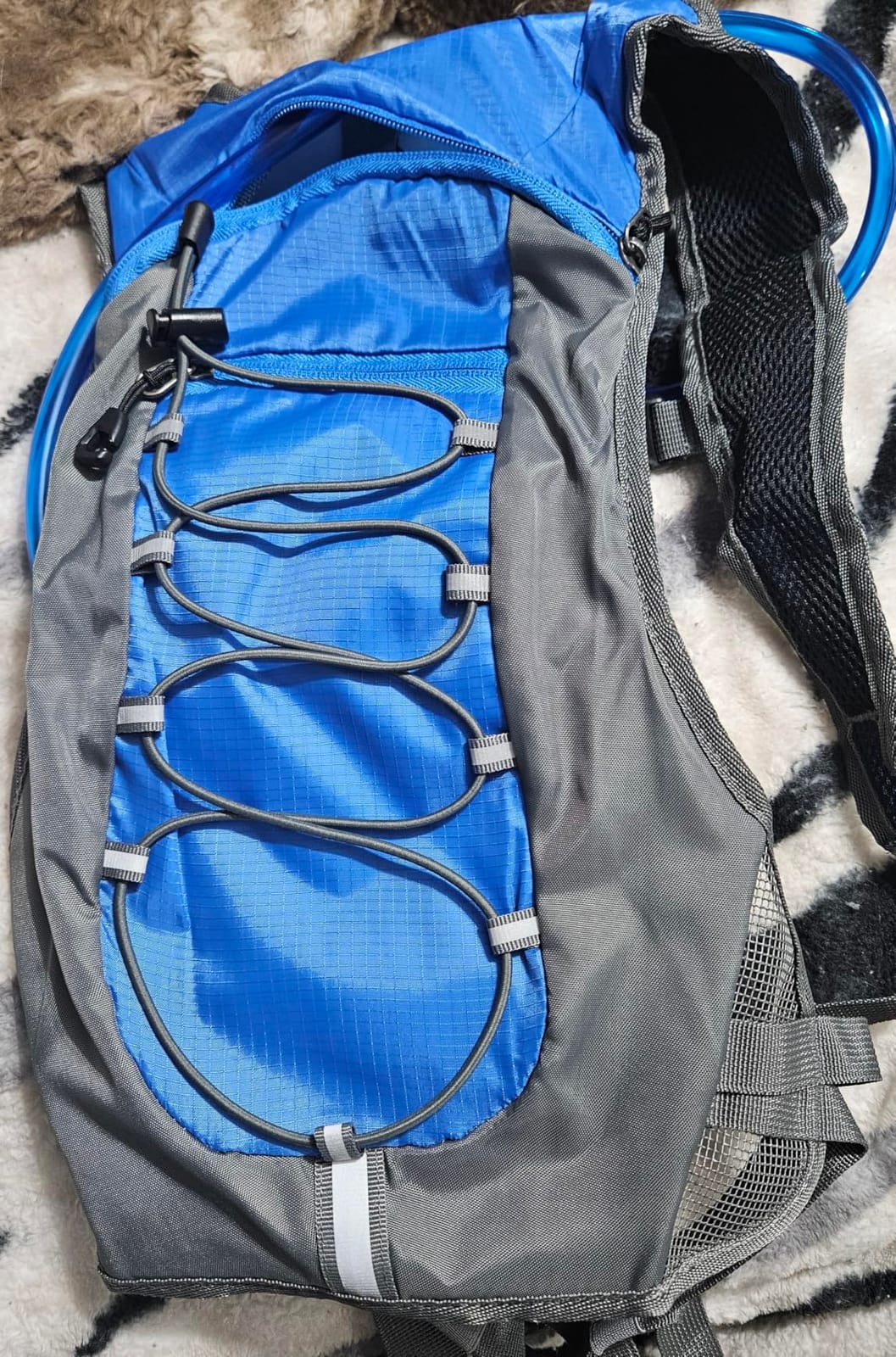 Unigear Hydration Pack Backpack with 2L Water Bladder for Hiking & Cycling customer photo 1
