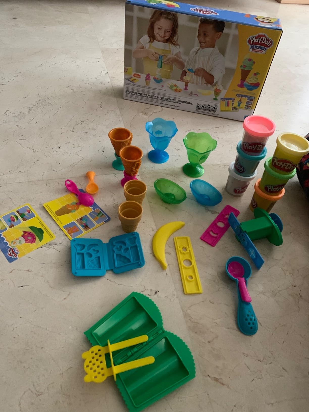 Play Doh Kitchen Creations Ice Cream Party Set with 22 Tools & 6 Colors, 2-Ounce Cans, Back to School Classroom Supplies, Preschool Toys, Ages +3 (Amazon Exclusive) customer photo 1