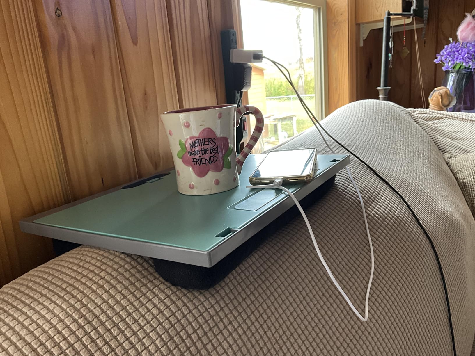HUANUO Lap Desk with 8 Adjustable Angles – Up to 15.6